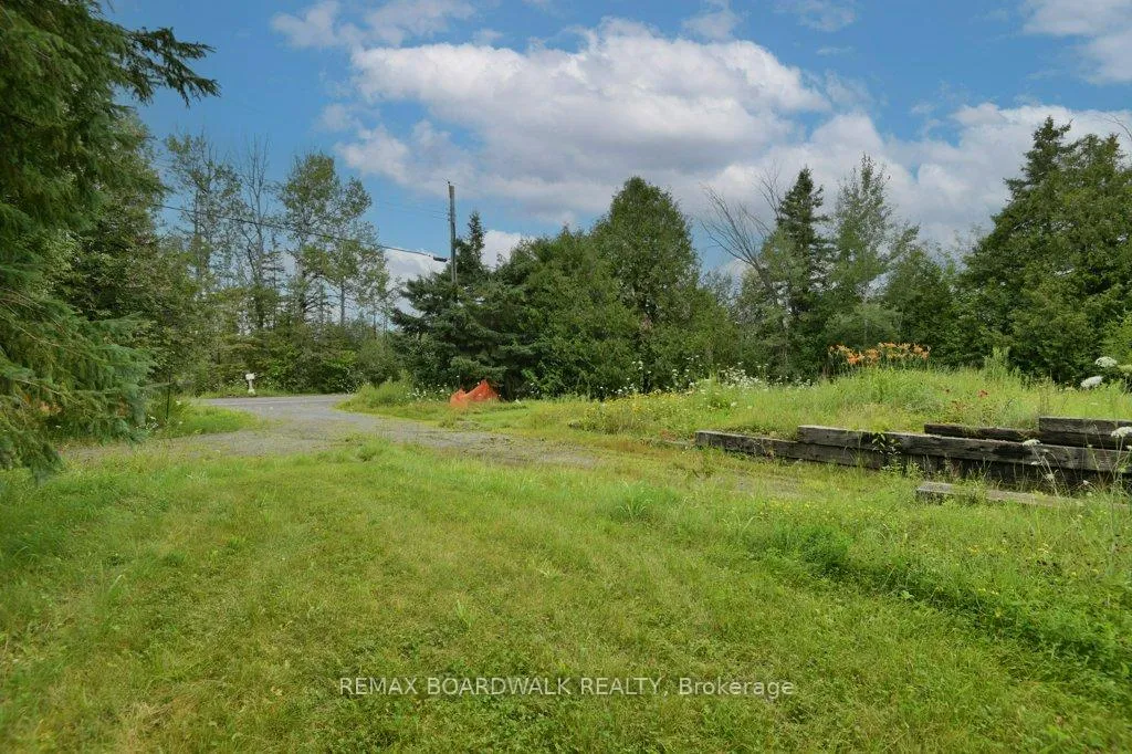 Photo 11 of 286 Brunton Side Road, Beckwith, Beckwith Twp — HOMEH