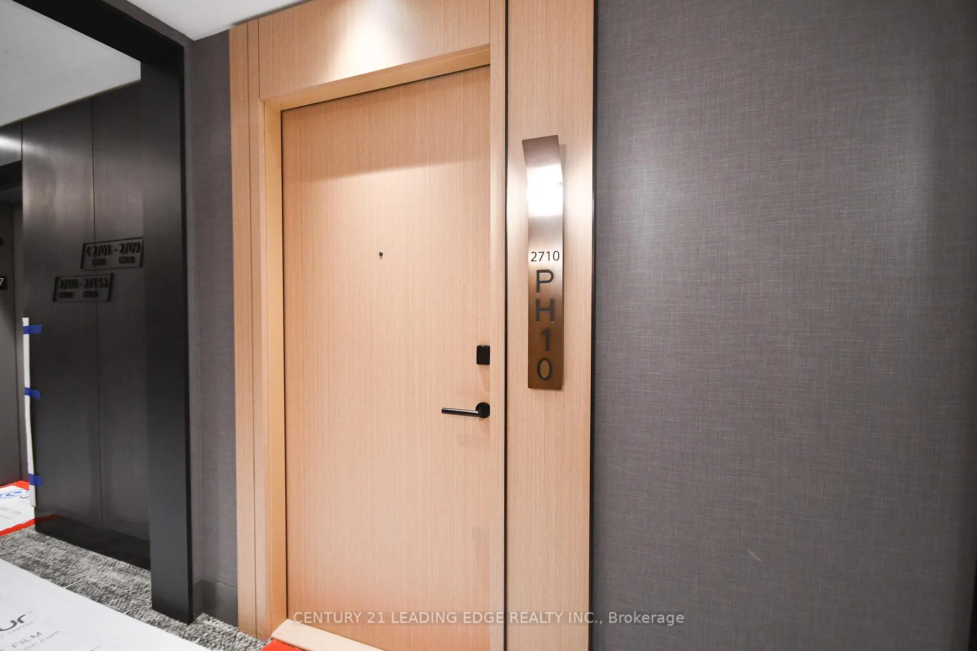 Photo 5 of Unit PH10, 60 Central Park Roadway, Etobicoke, Islington-City Centre West — HOMEH