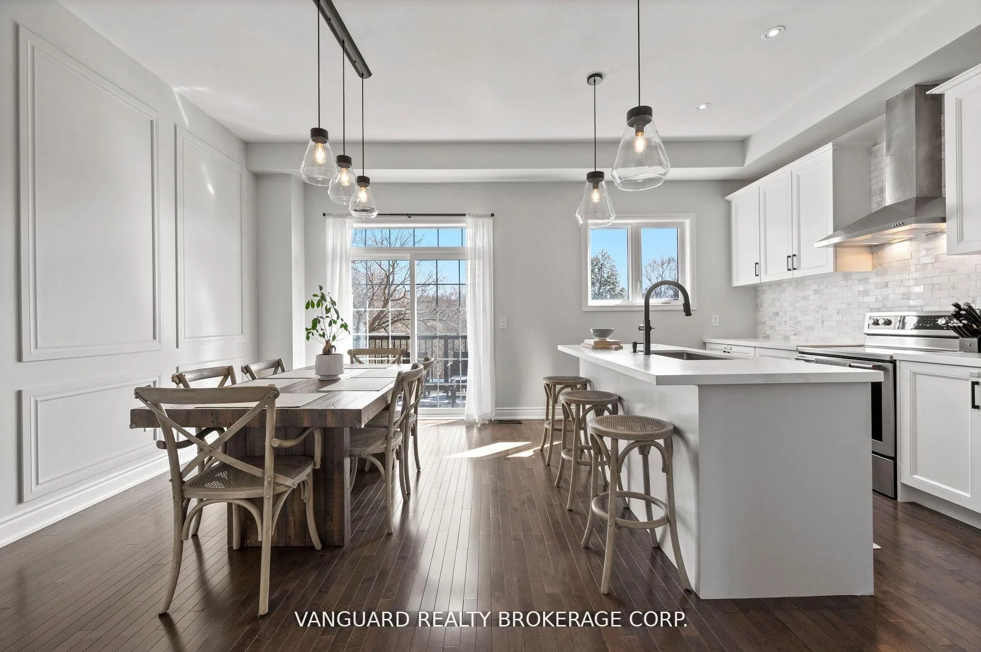Photo 12 of 8331 Islington Avenue, Vaughan, Islington Woods — HOMEH