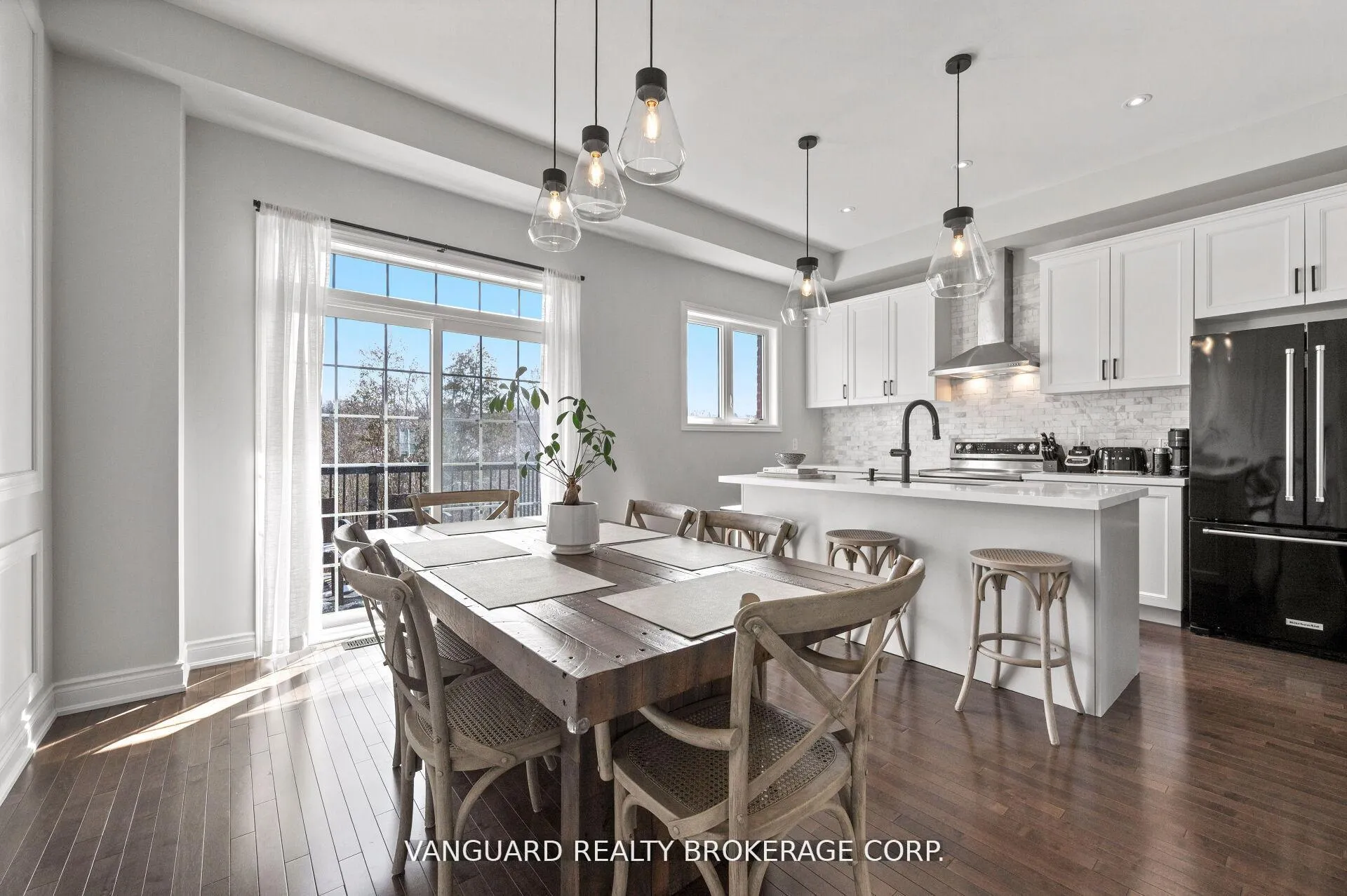Photo 14 of 8331 Islington Avenue, Vaughan, Islington Woods — HOMEH