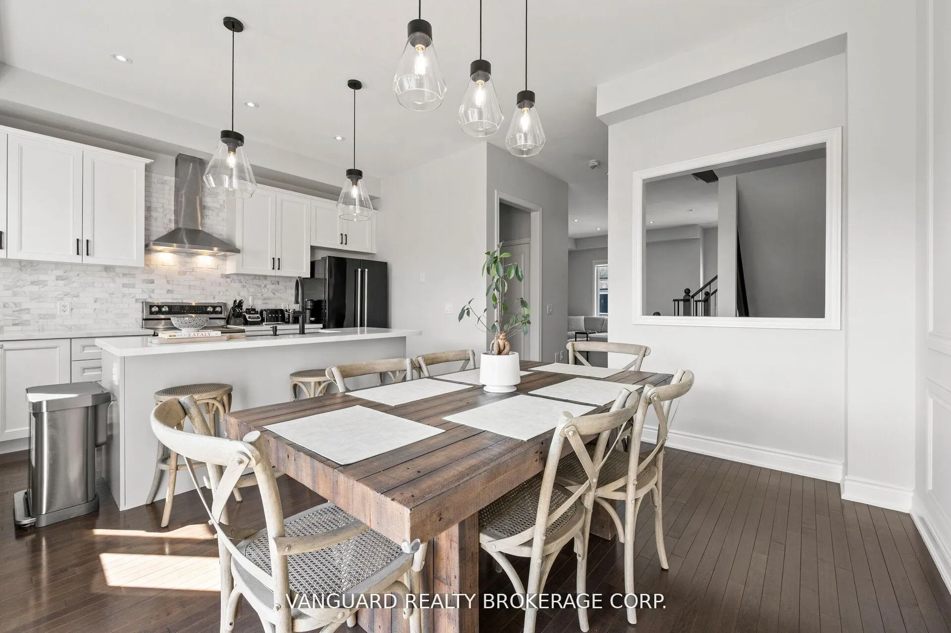 Photo 15 of 8331 Islington Avenue, Vaughan, Islington Woods — HOMEH