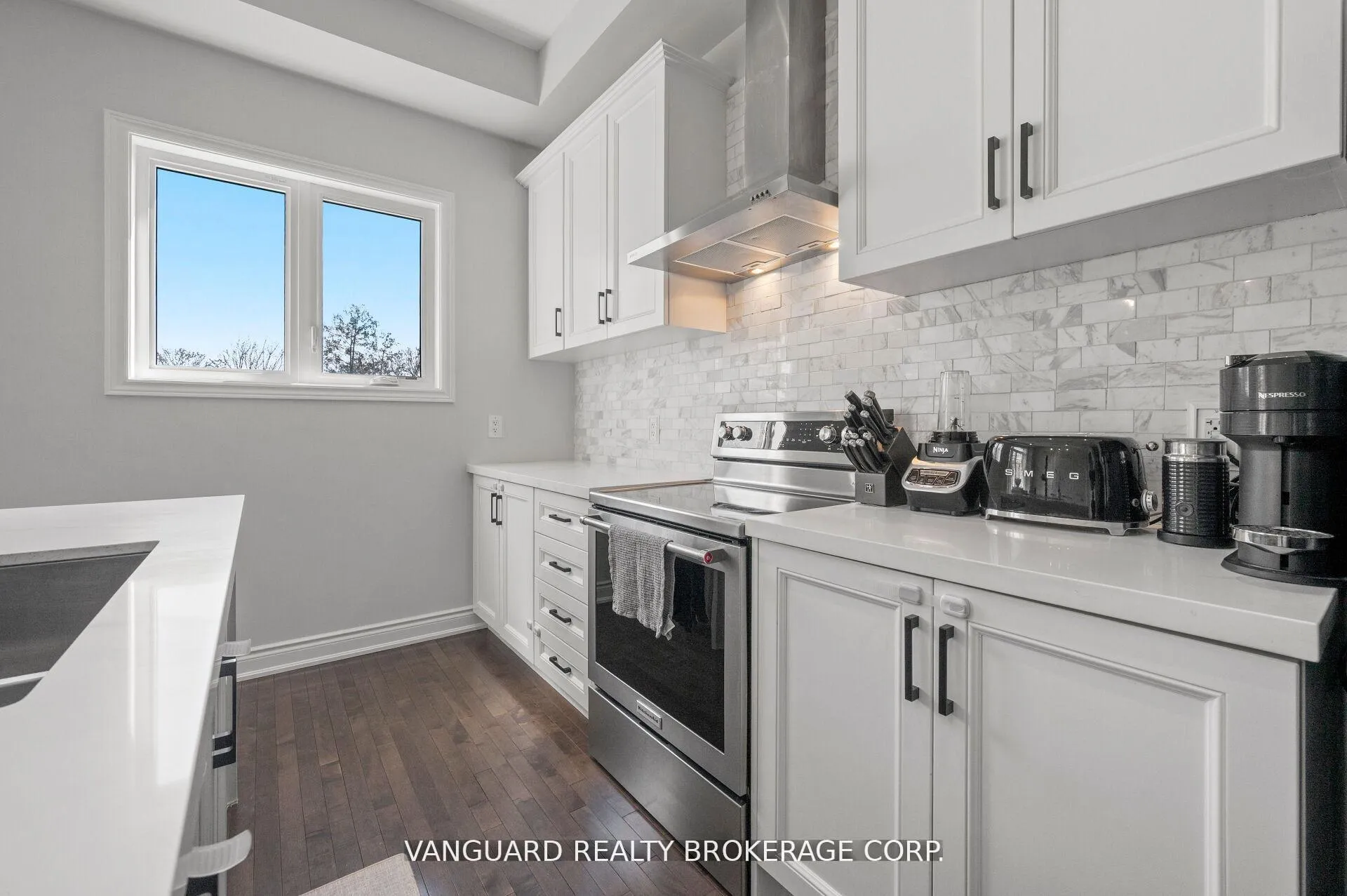 Photo 18 of 8331 Islington Avenue, Vaughan, Islington Woods — HOMEH