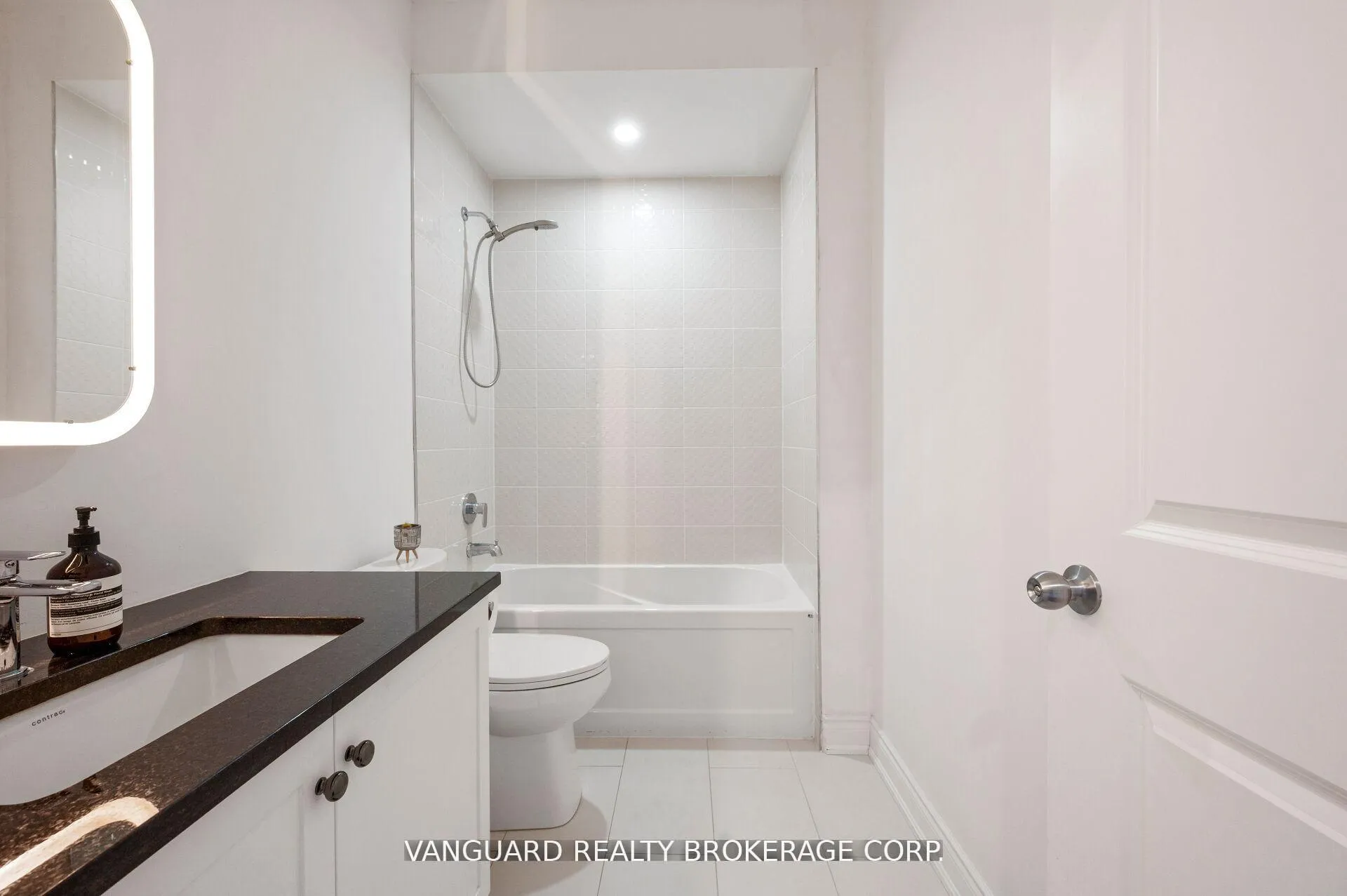 Photo 35 of 8331 Islington Avenue, Vaughan, Islington Woods — HOMEH
