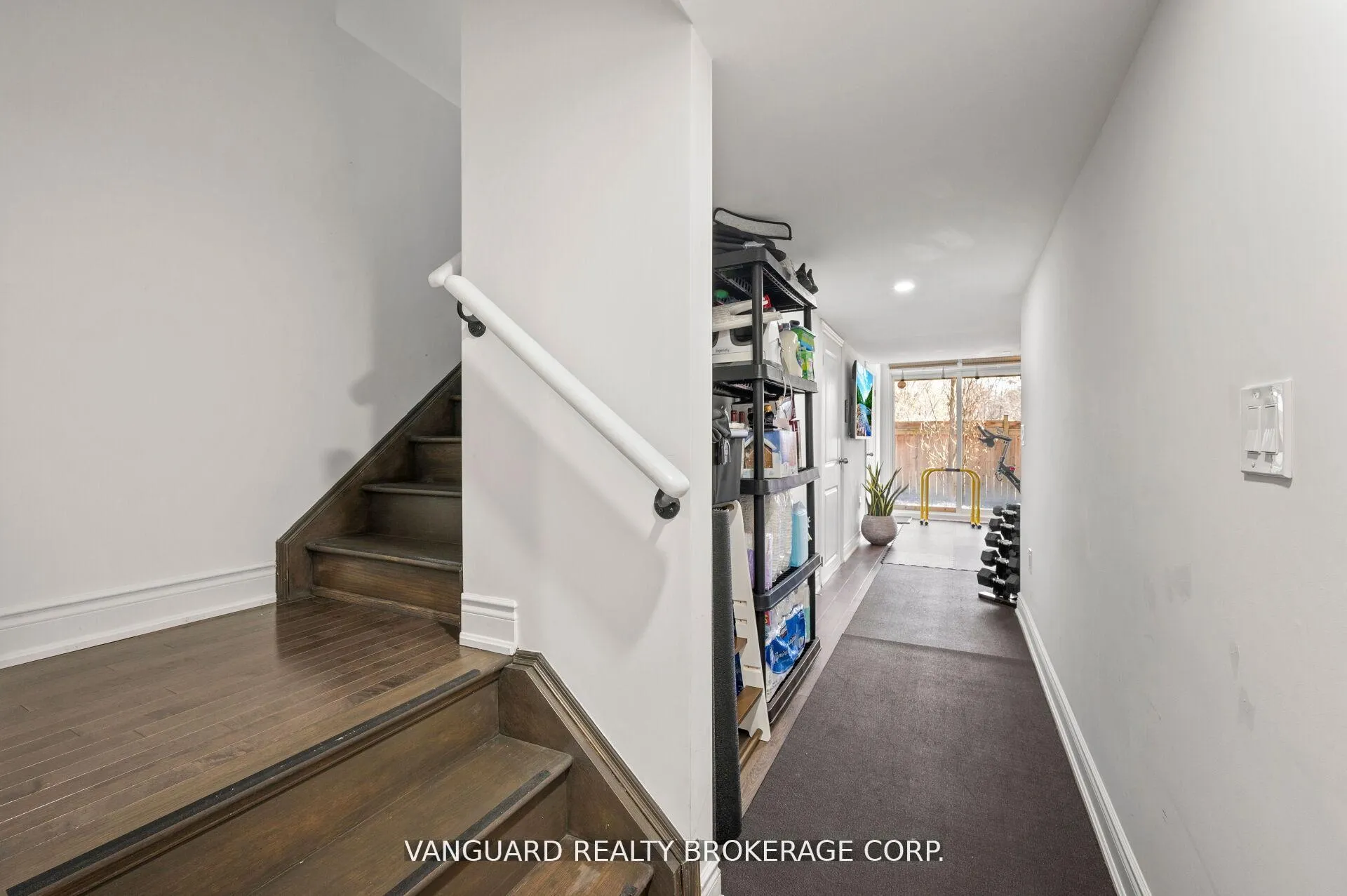 Photo 37 of 8331 Islington Avenue, Vaughan, Islington Woods — HOMEH