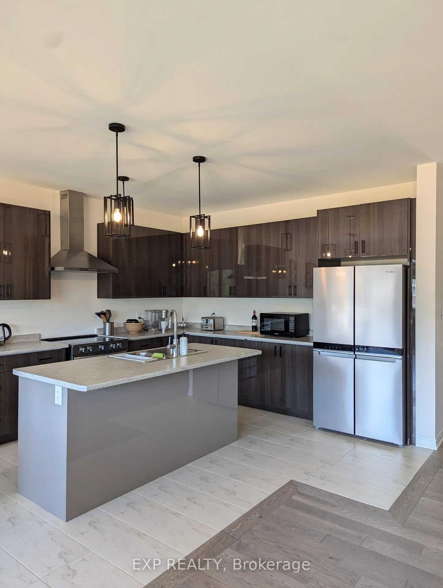 Photo 4 of 196 Ramblewood Drive, Wasaga Beach — HOMEH