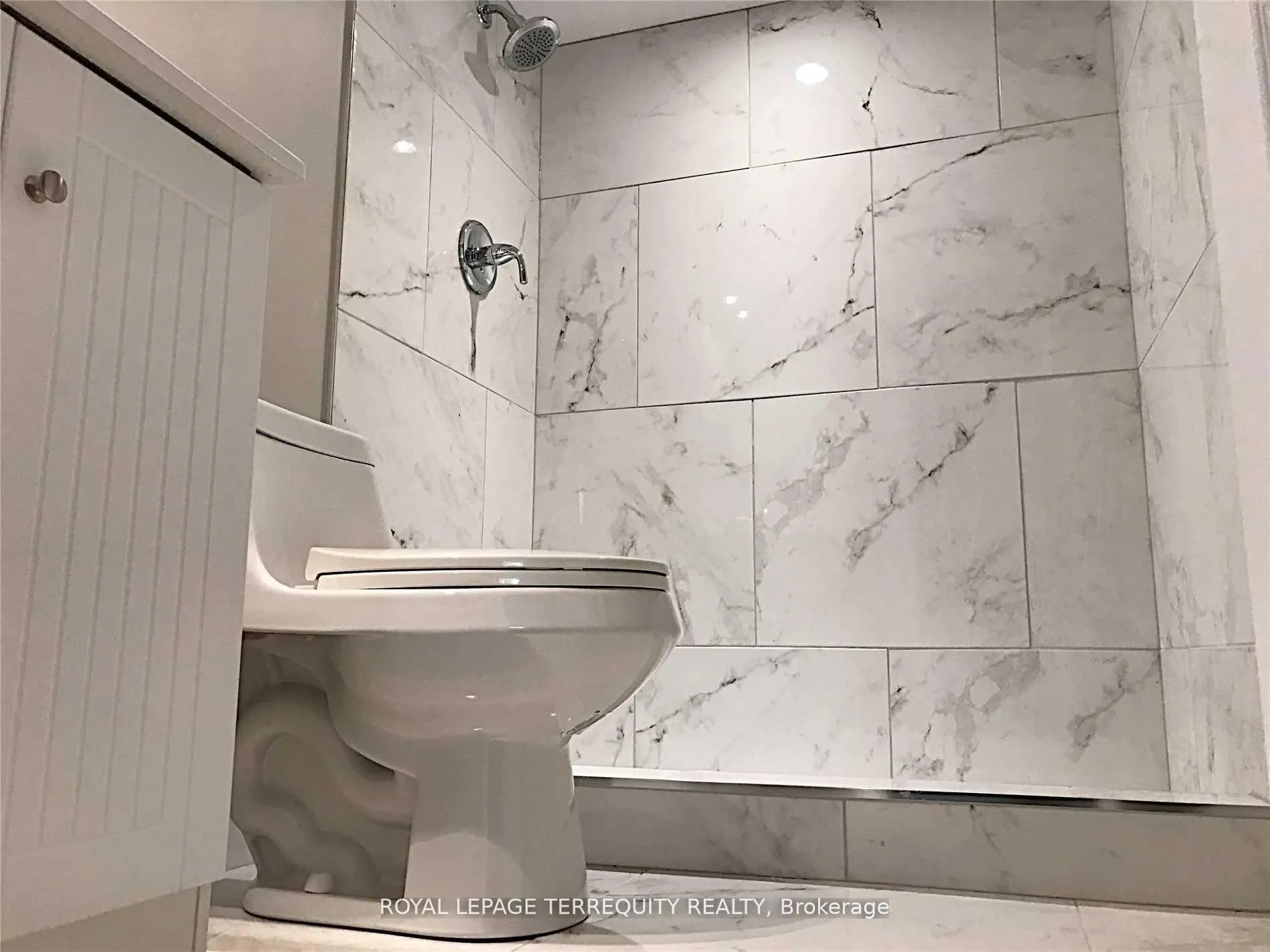 Photo 7 of Unit Unit 2, 79 Ionview Road, Scarborough, Ionview — HOMEH