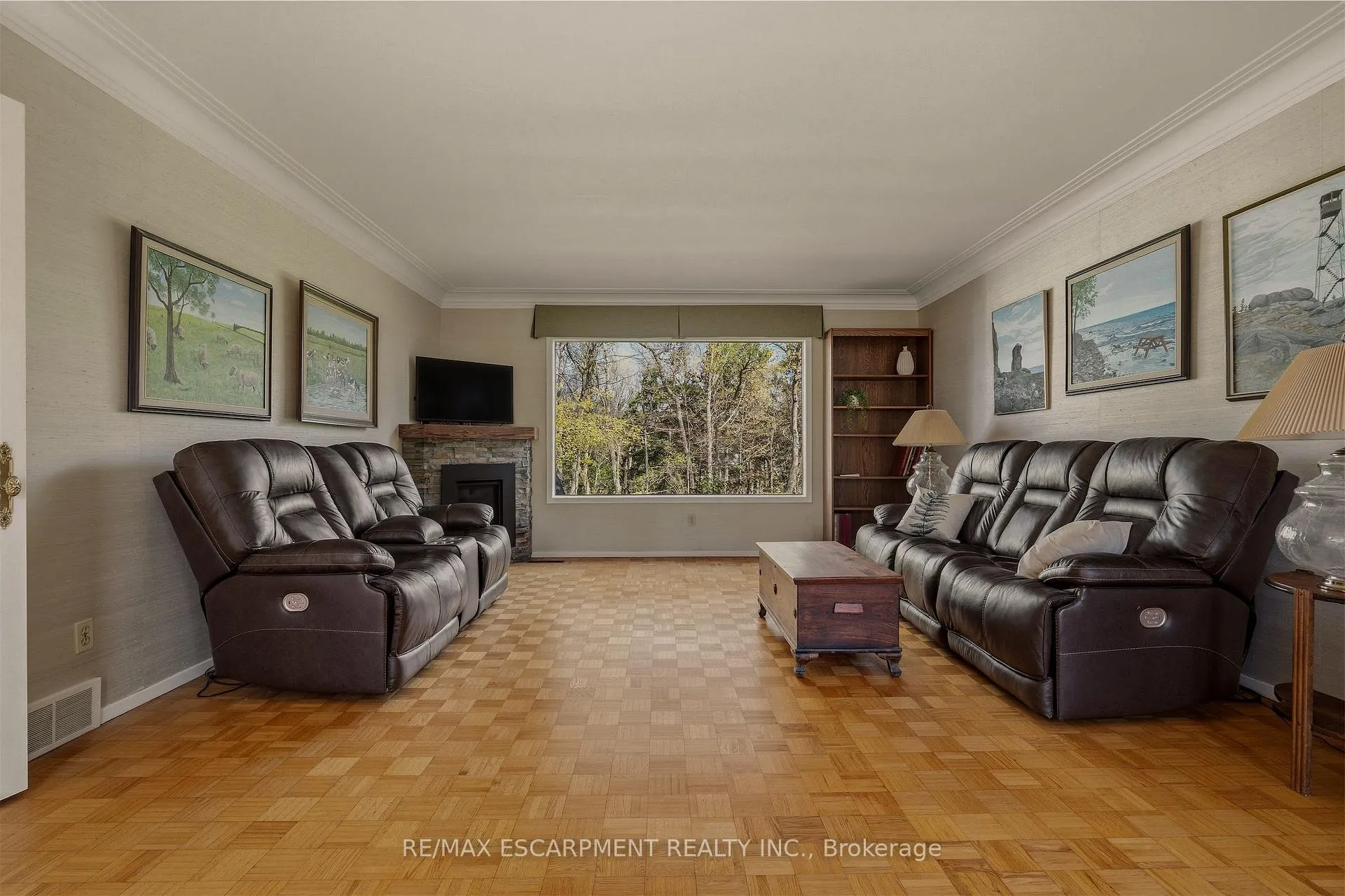 Photo 16 of 88 Bertram Drive, Hamilton, Dundas — HOMEH