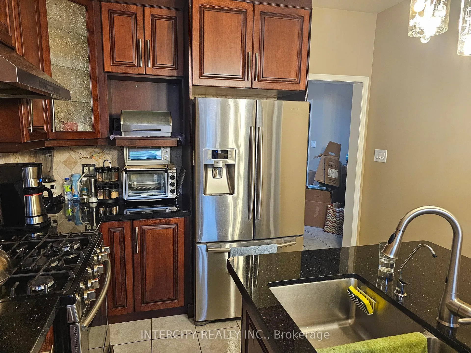 Photo 9 of 26 Zia Dodda Crescent, Brampton, Brampton East — HOMEH