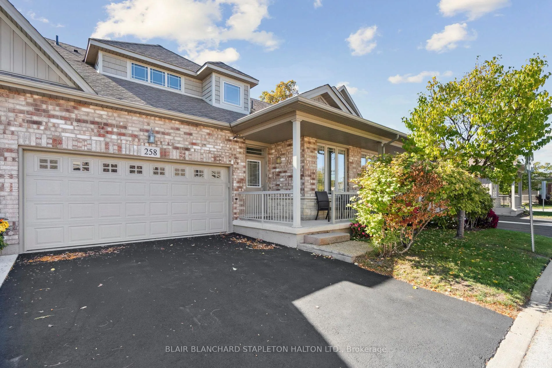 Photo 2 of Unit 258, 2120 Itabashi Way, Burlington, Tansley — HOMEH