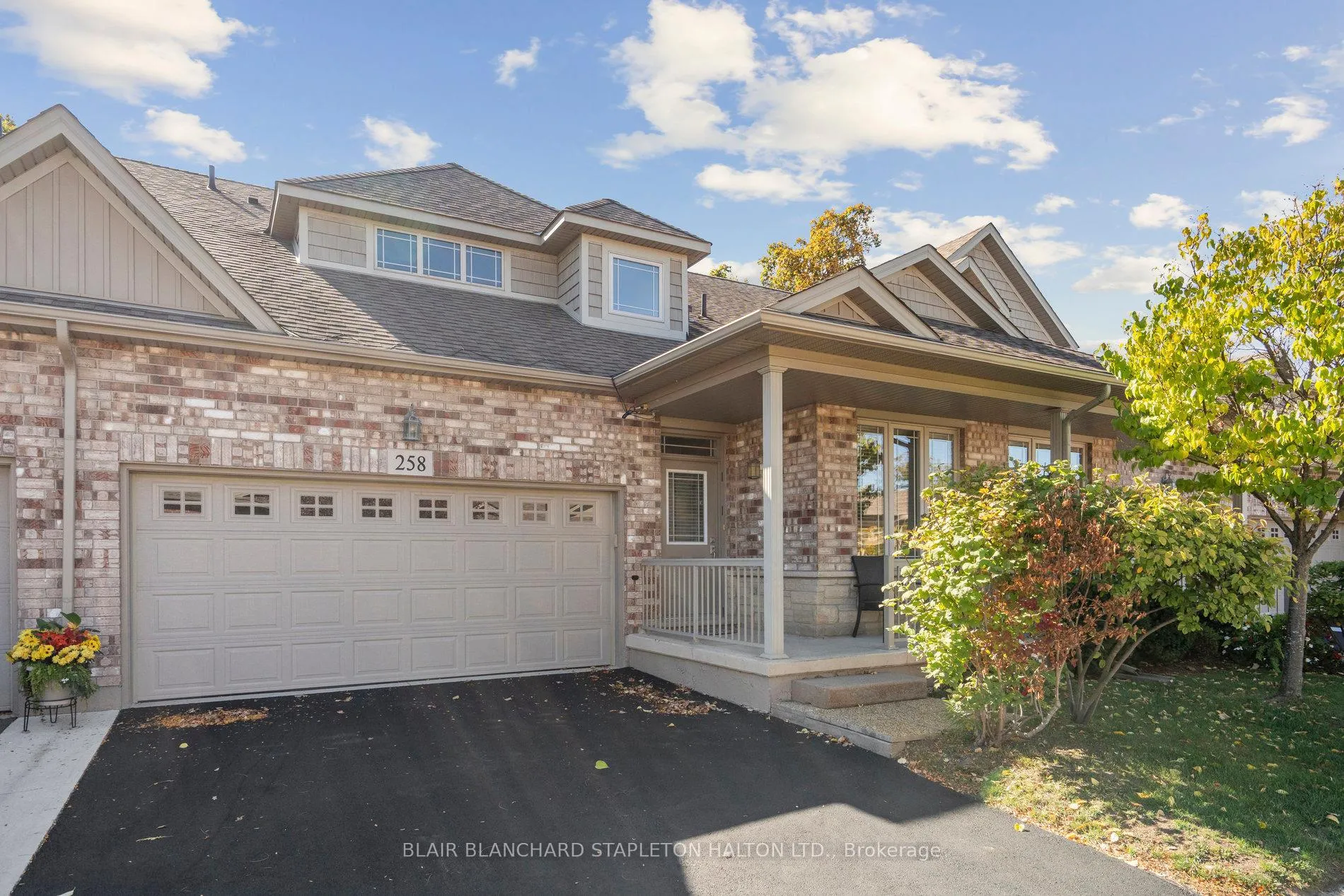 Photo 3 of Unit 258, 2120 Itabashi Way, Burlington, Tansley — HOMEH