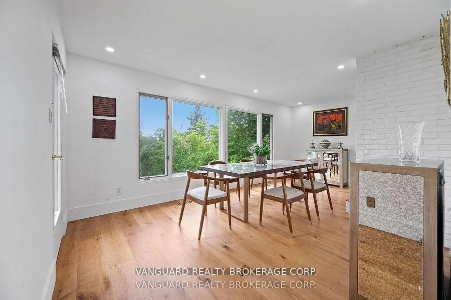 Photo 13 of 80 Kleins Crescent, Vaughan, Kleinburg — HOMEH