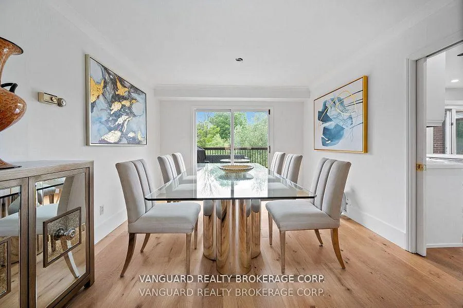 Photo 23 of 80 Kleins Crescent, Vaughan, Kleinburg — HOMEH