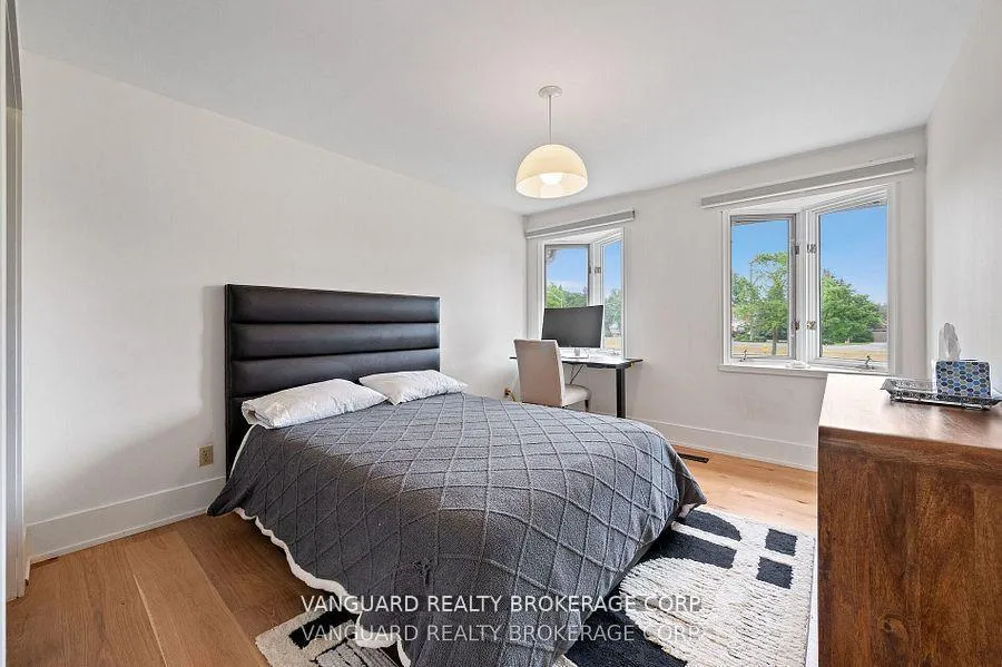 Photo 37 of 80 Kleins Crescent, Vaughan, Kleinburg — HOMEH