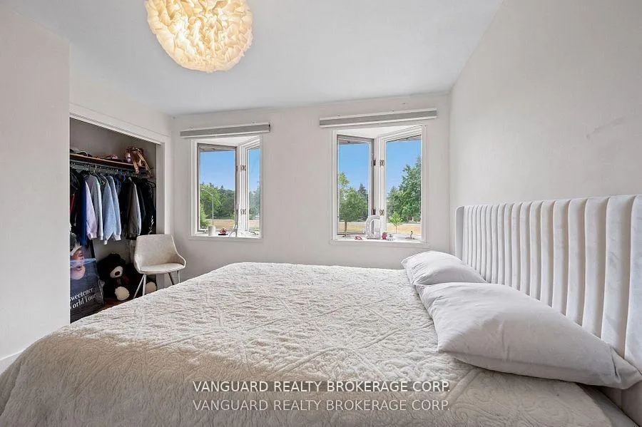 Photo 41 of 80 Kleins Crescent, Vaughan, Kleinburg — HOMEH