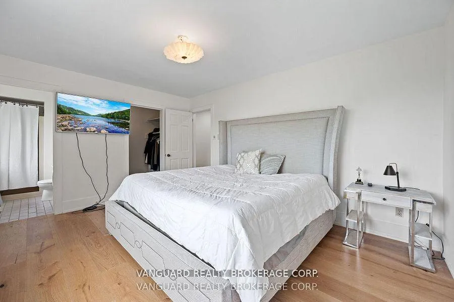 Photo 44 of 80 Kleins Crescent, Vaughan, Kleinburg — HOMEH