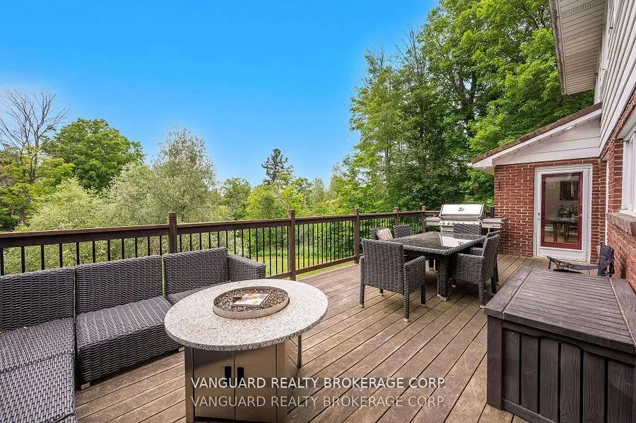 Photo 49 of 80 Kleins Crescent, Vaughan, Kleinburg — HOMEH
