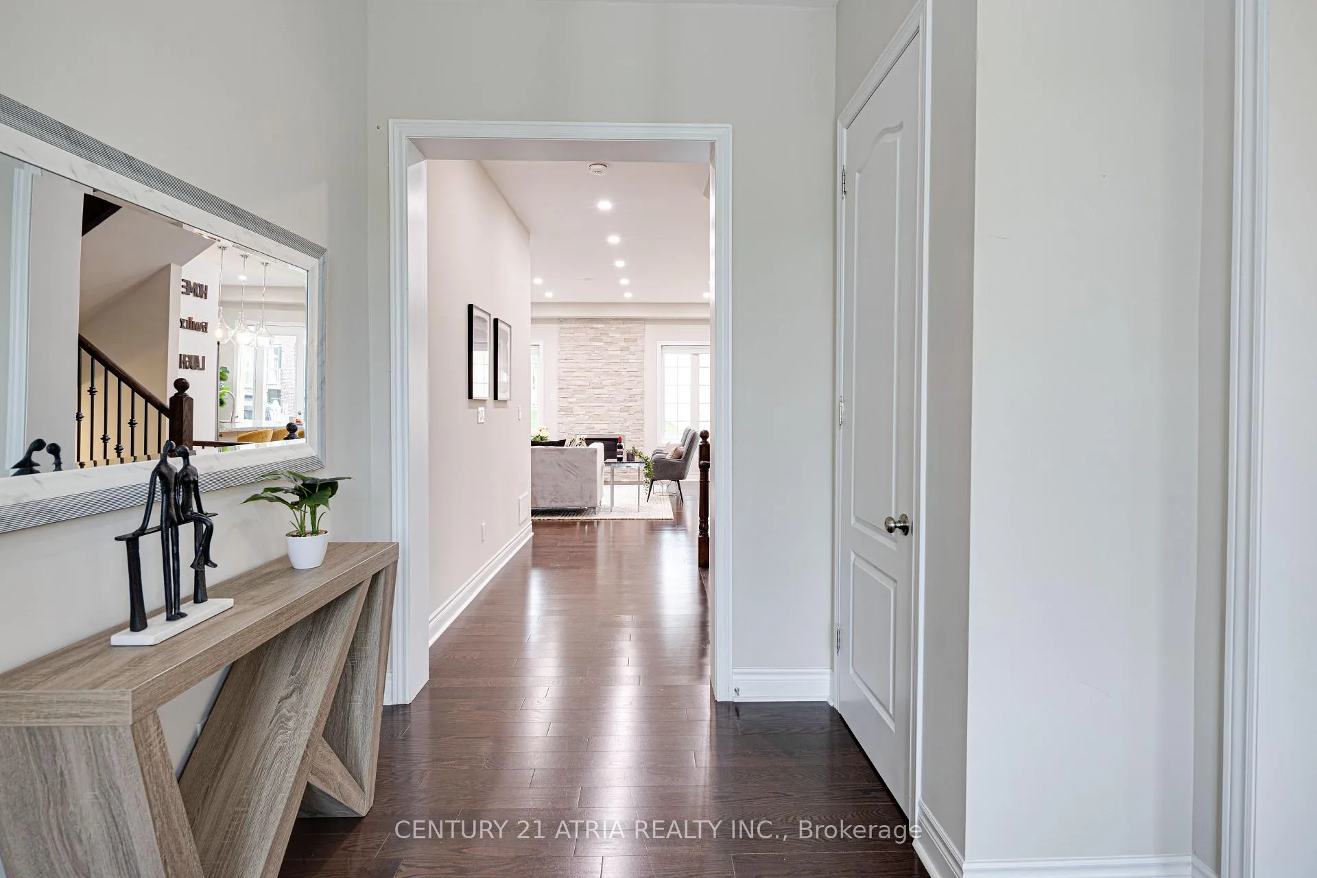 Photo 13 of 19 Match Point Court, Aurora, Aurora Estates — HOMEH