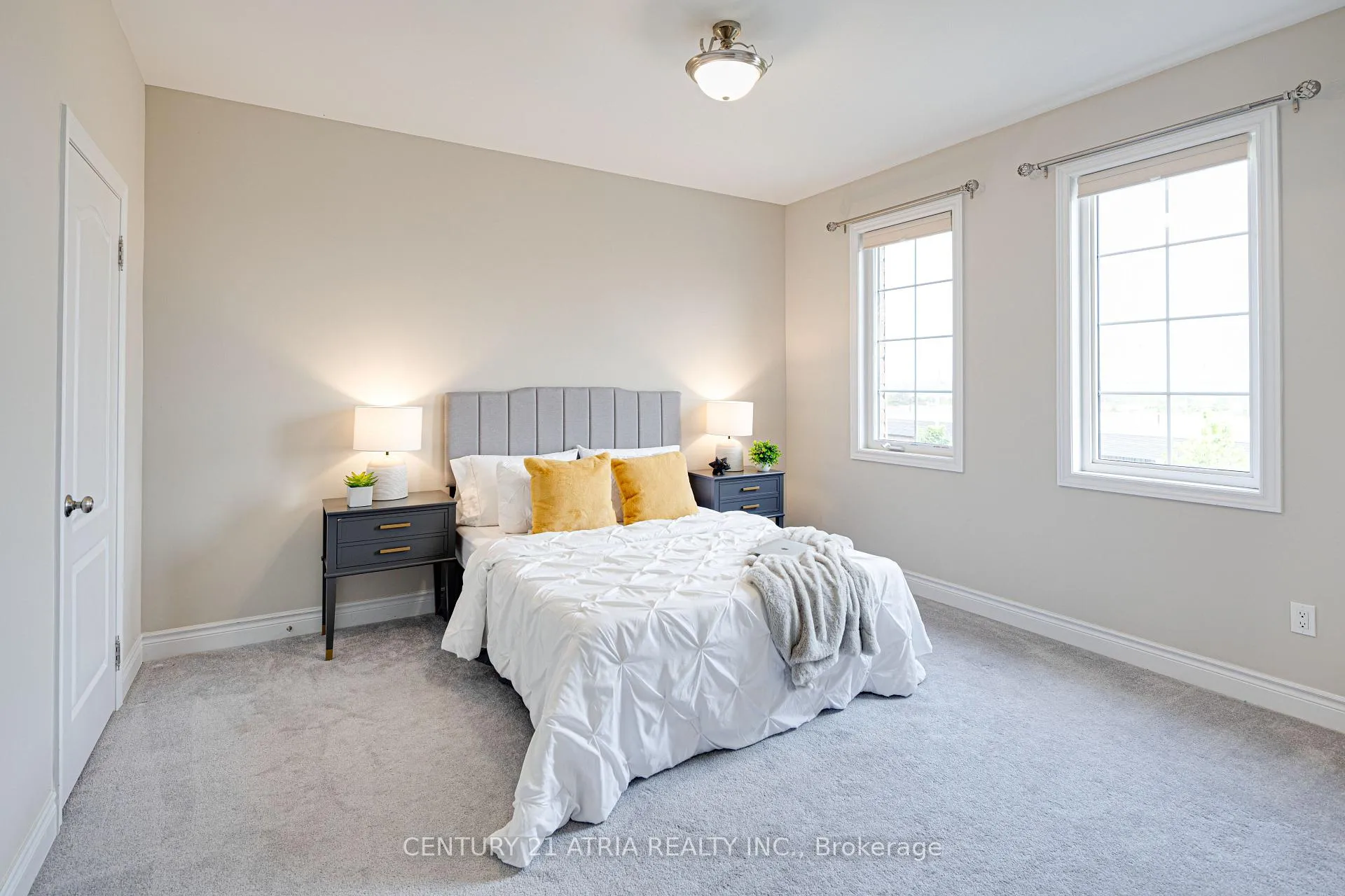 Photo 24 of 19 Match Point Court, Aurora, Aurora Estates — HOMEH