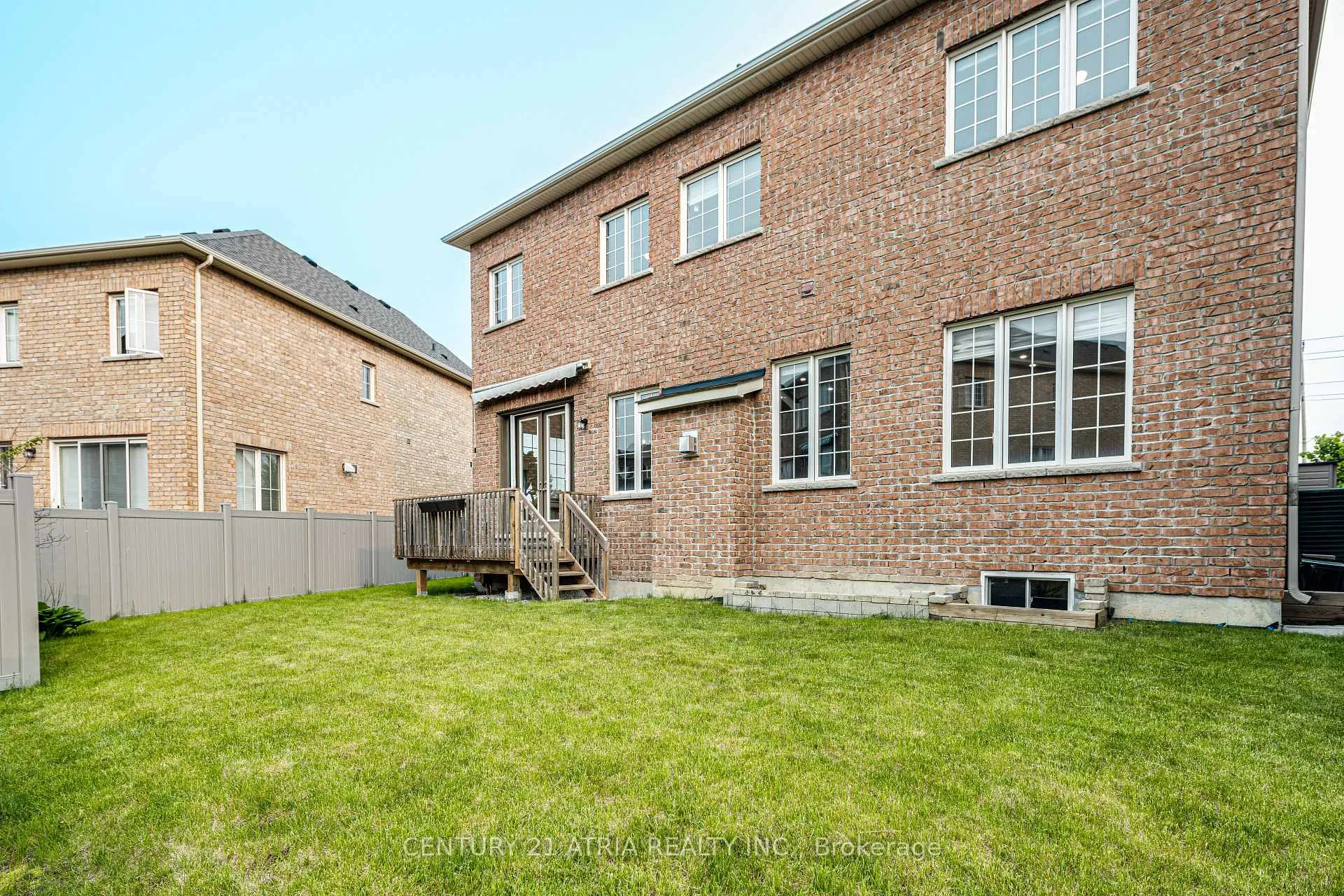 Photo 38 of 19 Match Point Court, Aurora, Aurora Estates — HOMEH