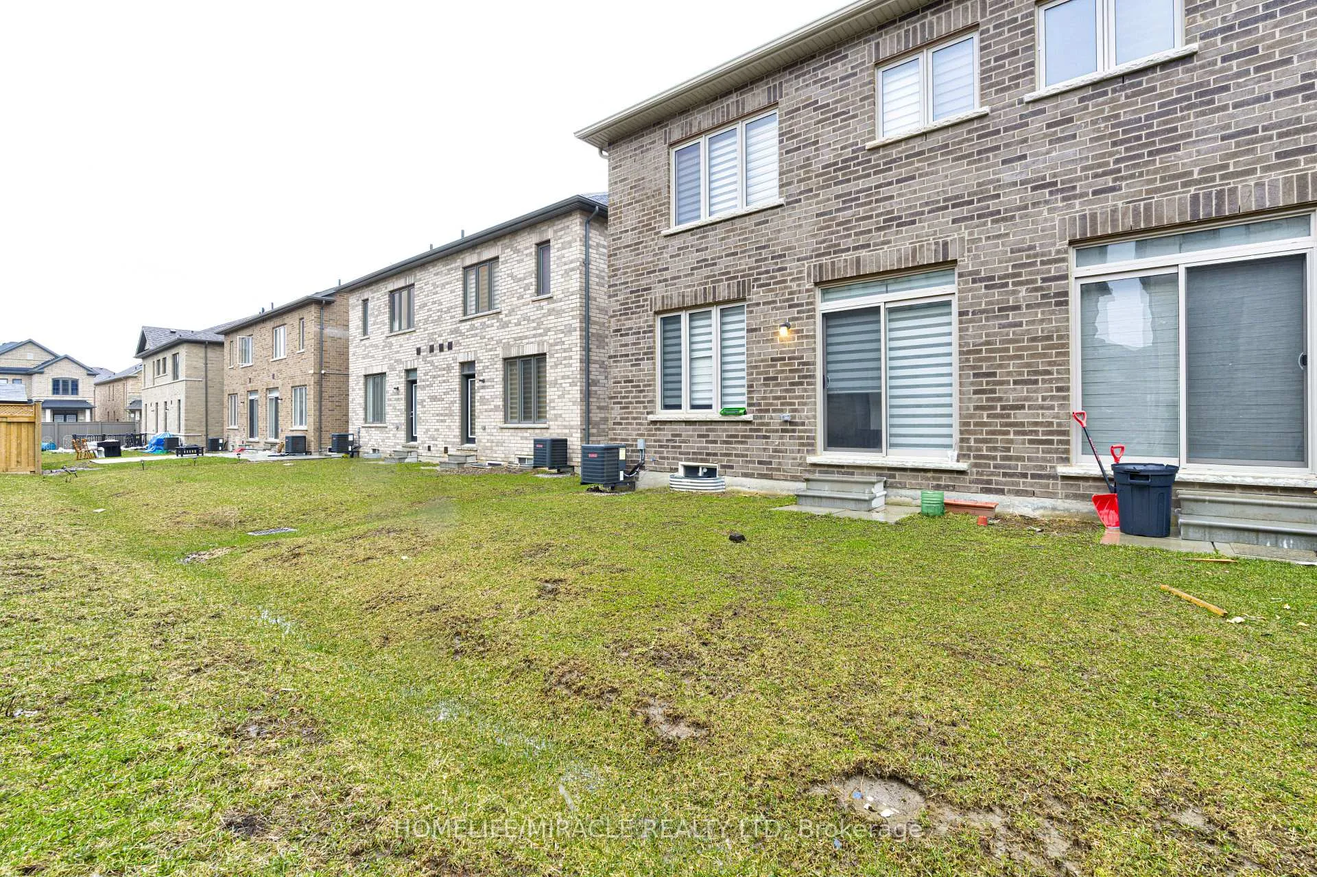 Photo 47 of 13 Truffle Court, Brampton, Northwest Brampton — HOMEH