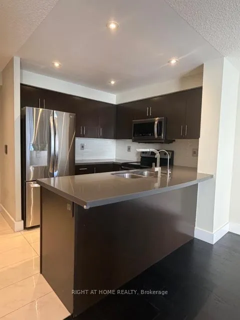 Photo 2 of Unit 1002, 3 Michael Power Place, Etobicoke, Islington-City Centre West — HOMEH