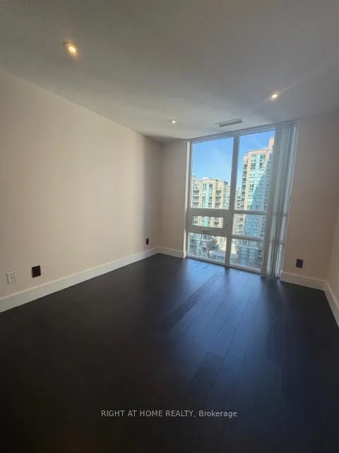 Photo 14 of Unit 1002, 3 Michael Power Place, Etobicoke, Islington-City Centre West — HOMEH