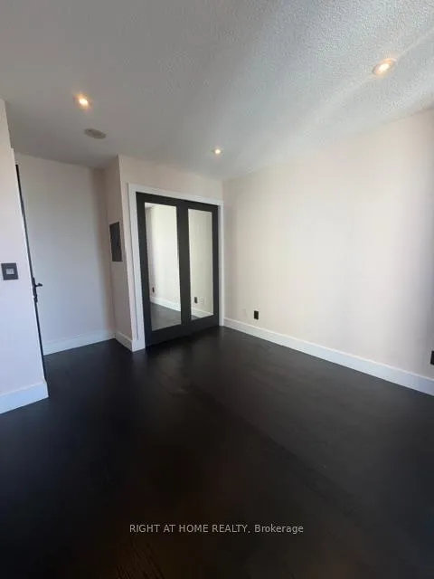 Photo 15 of Unit 1002, 3 Michael Power Place, Etobicoke, Islington-City Centre West — HOMEH