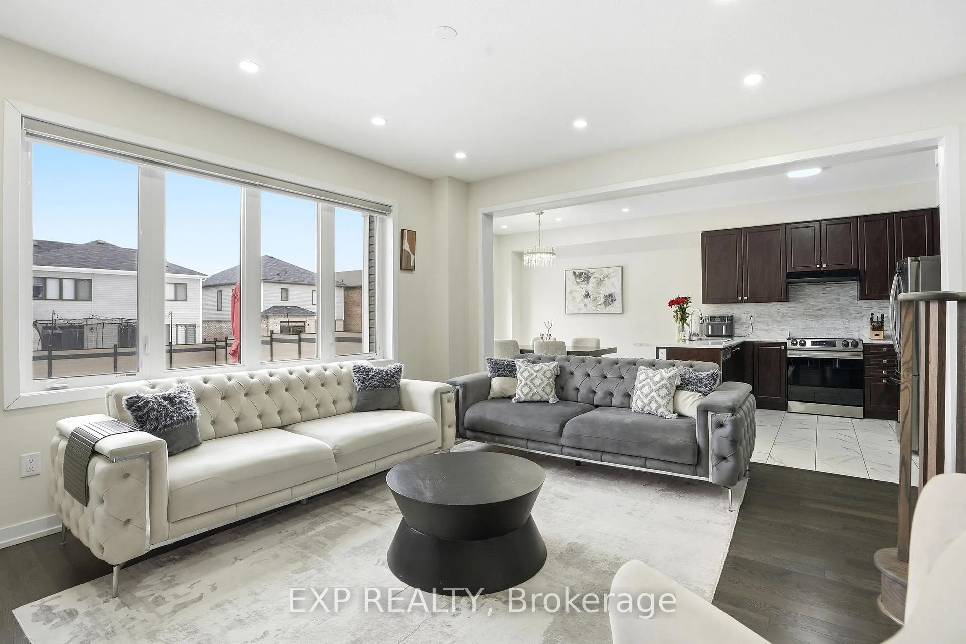 Photo 12 of 19 Hawick Crescent, Haldimand — HOMEH
