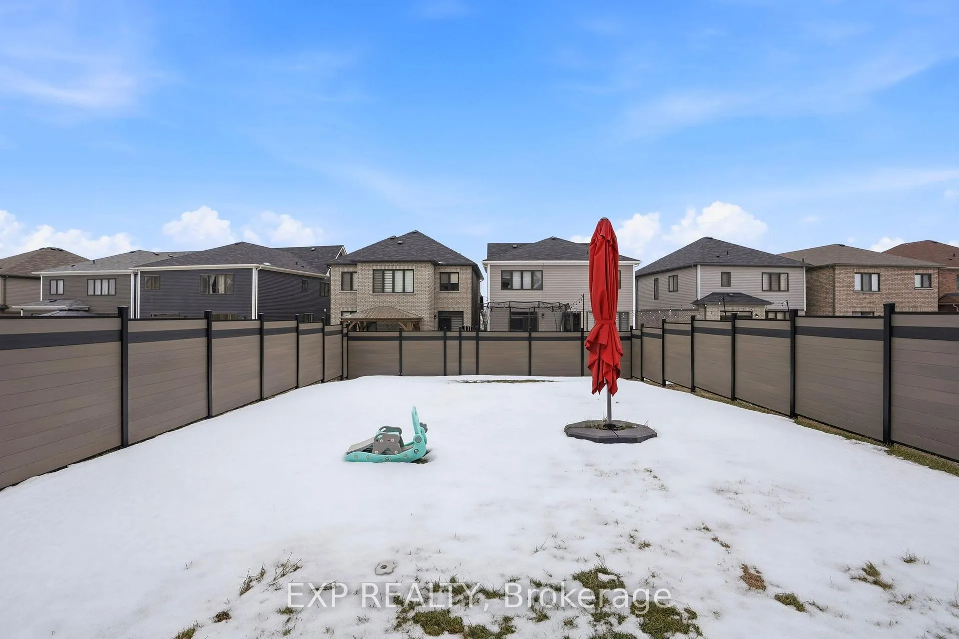 Photo 39 of 19 Hawick Crescent, Haldimand — HOMEH