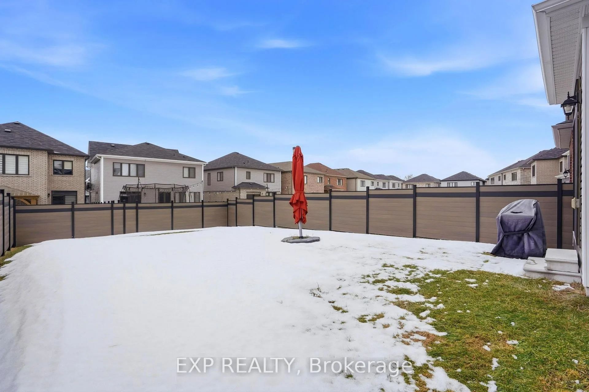 Photo 41 of 19 Hawick Crescent, Haldimand — HOMEH