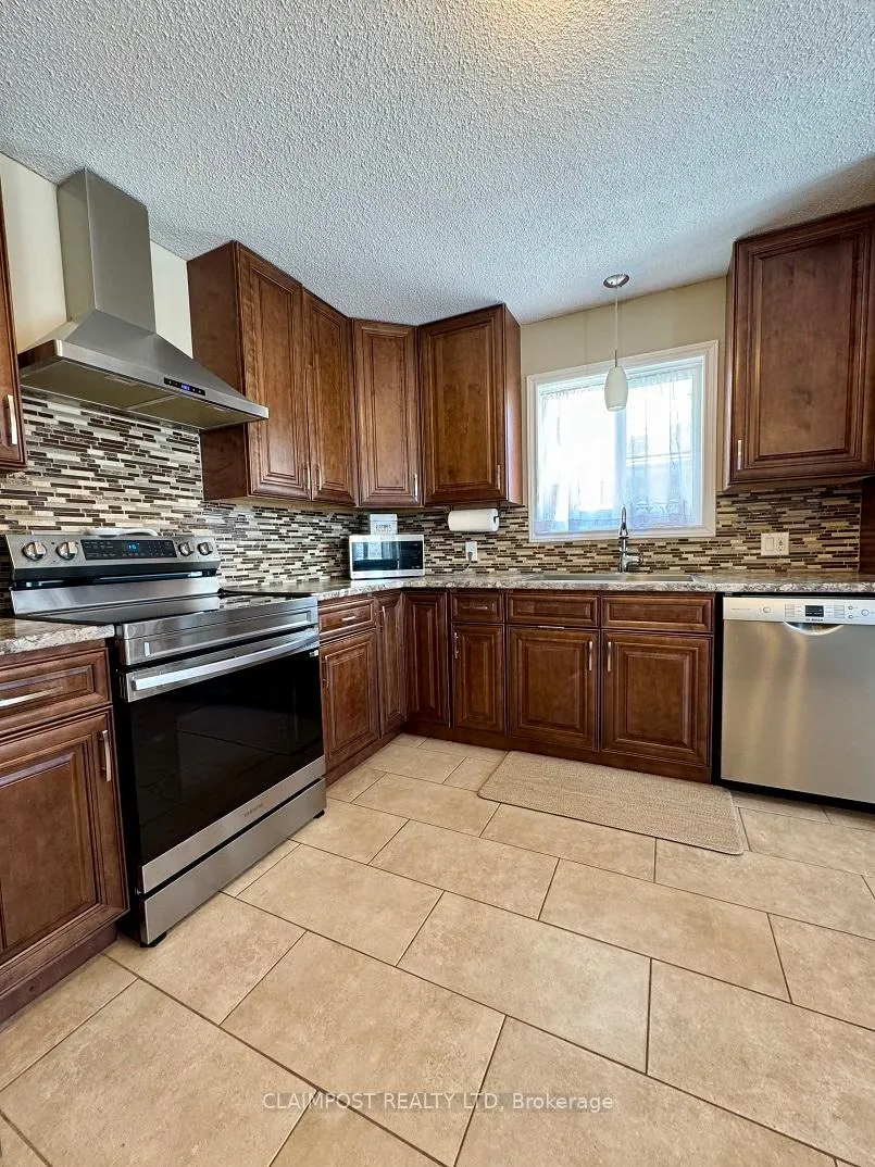Photo 8 of 166 Renison Avenue, Timmins, Porcupine - West — HOMEH