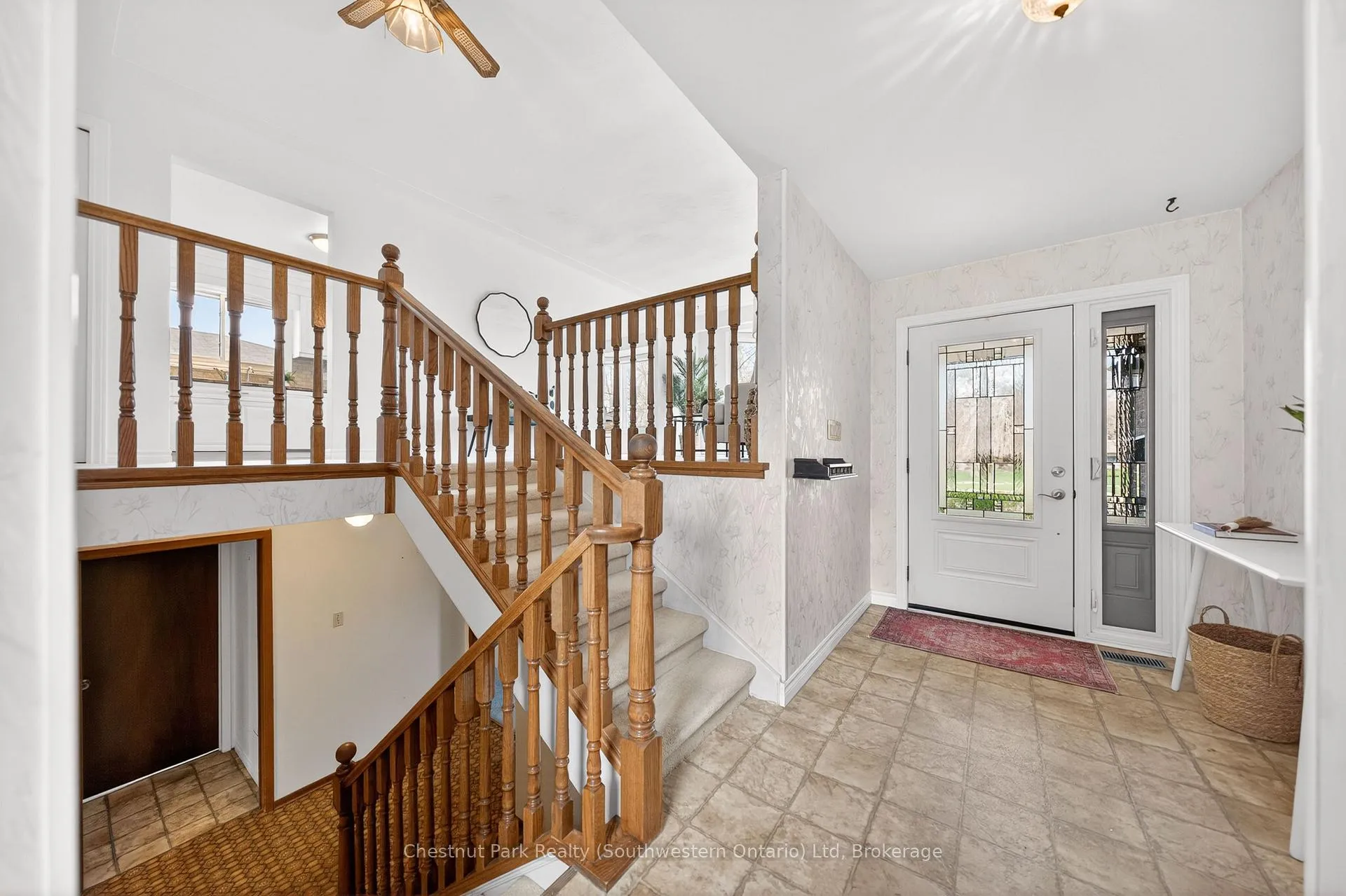 Photo 7 of 157 Oriole Parkway W, Woolwich — HOMEH