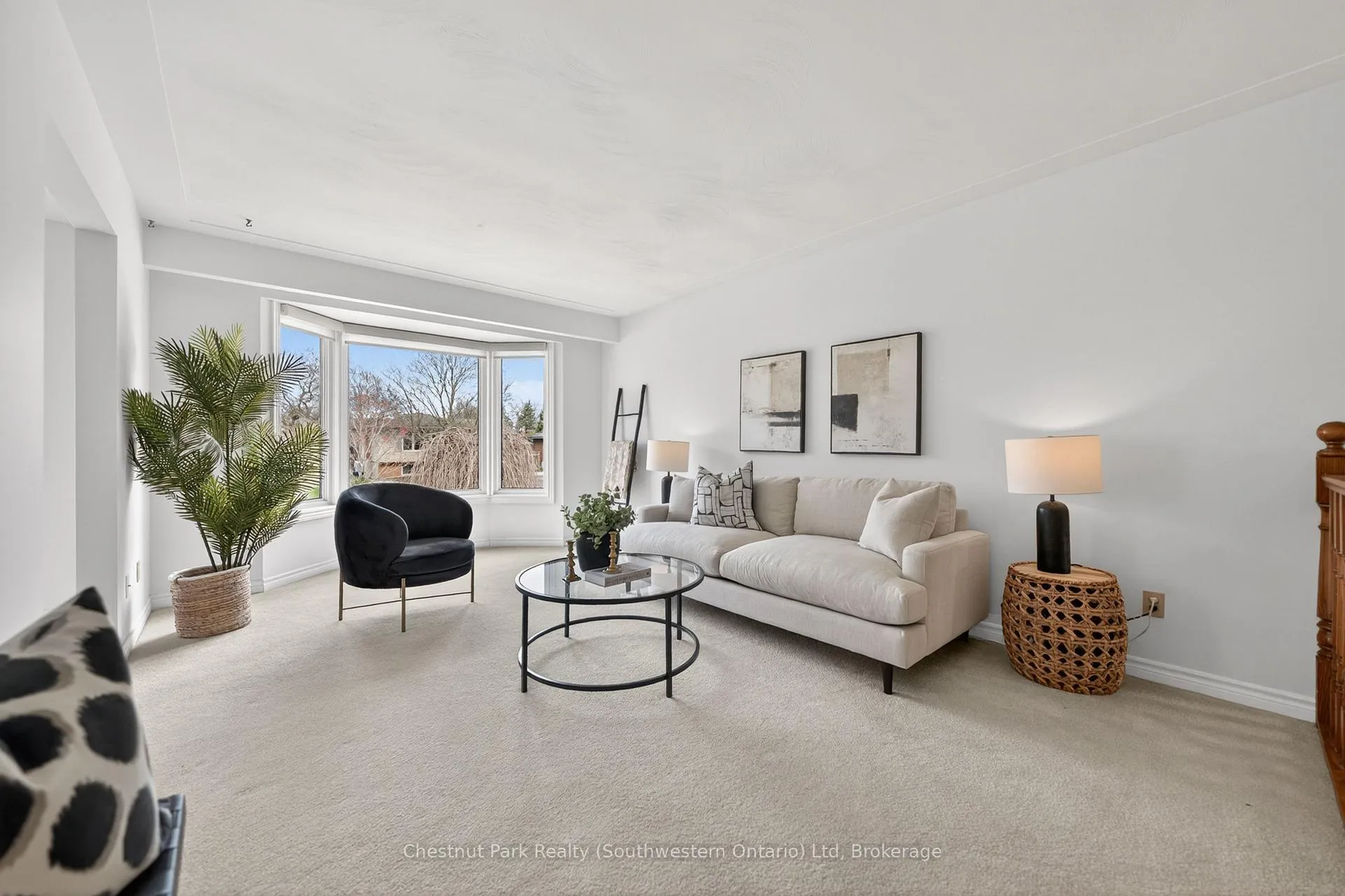 Photo 9 of 157 Oriole Parkway W, Woolwich — HOMEH