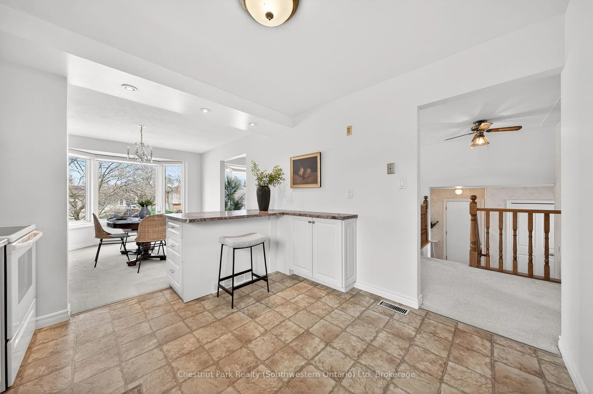 Photo 19 of 157 Oriole Parkway W, Woolwich — HOMEH
