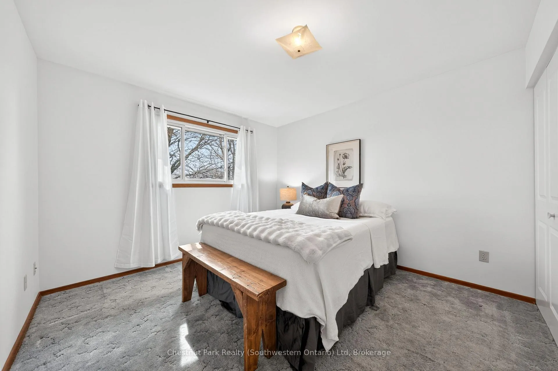 Photo 21 of 157 Oriole Parkway W, Woolwich — HOMEH
