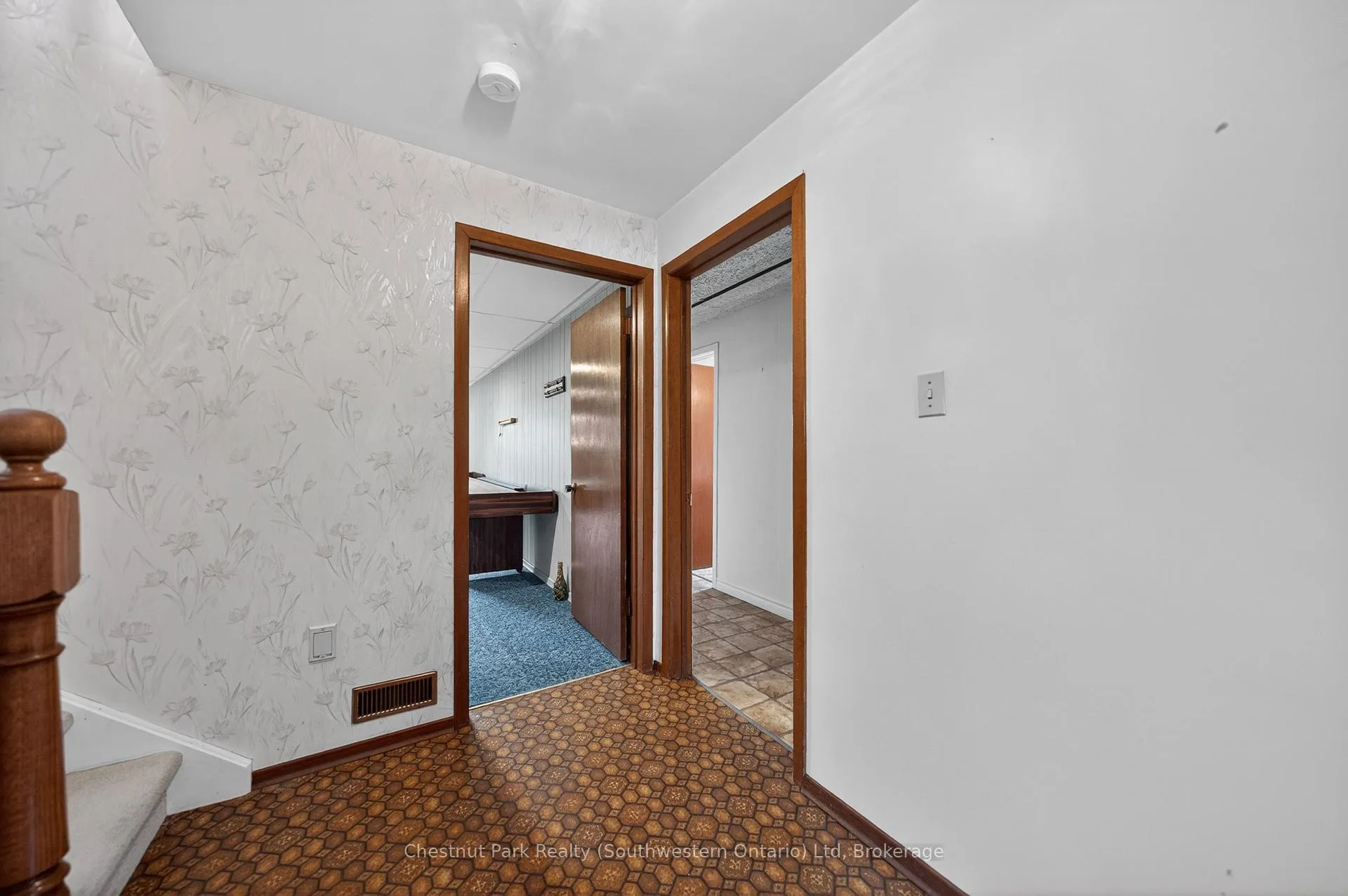 Photo 35 of 157 Oriole Parkway W, Woolwich — HOMEH
