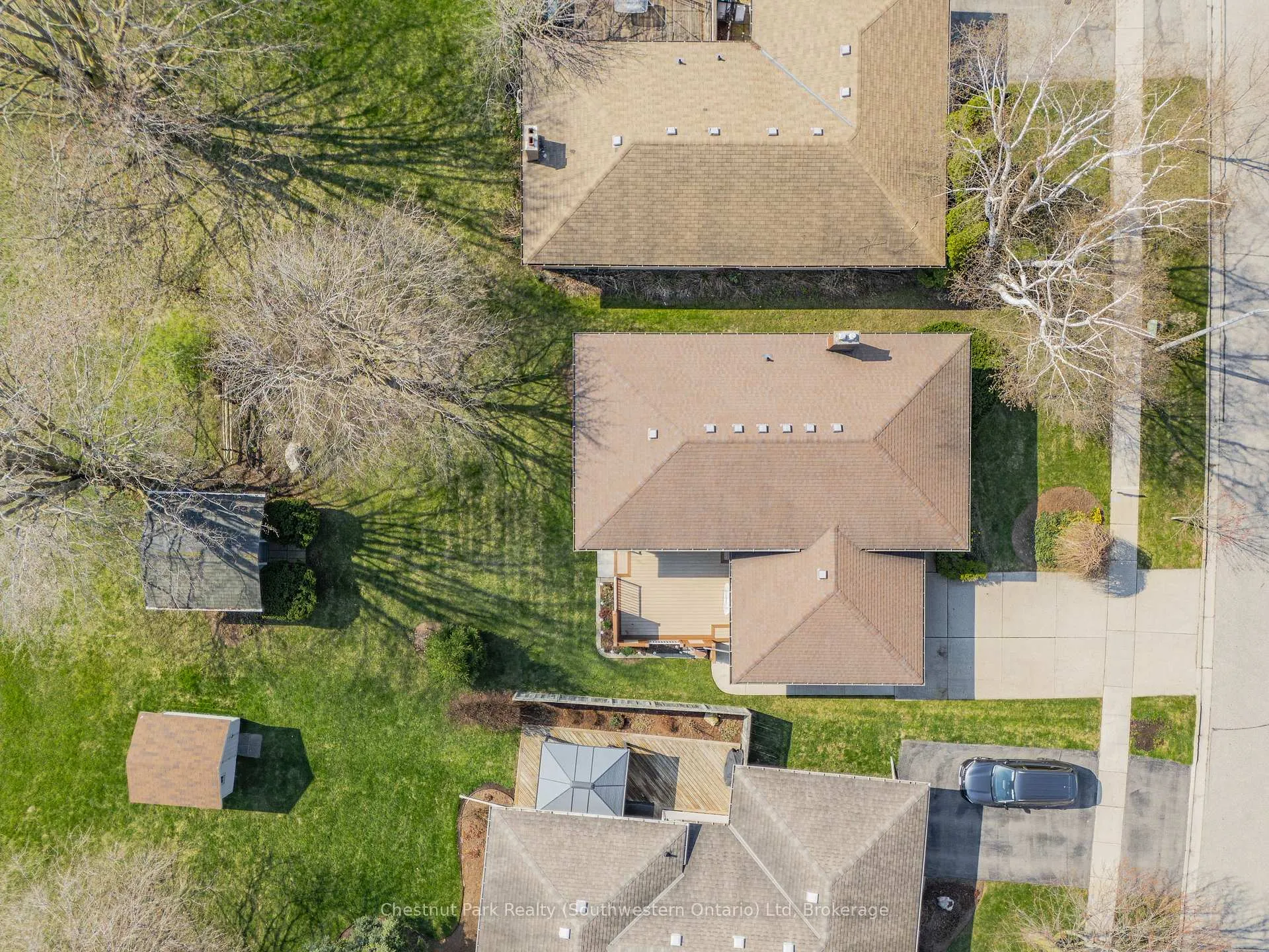 Photo 49 of 157 Oriole Parkway W, Woolwich — HOMEH