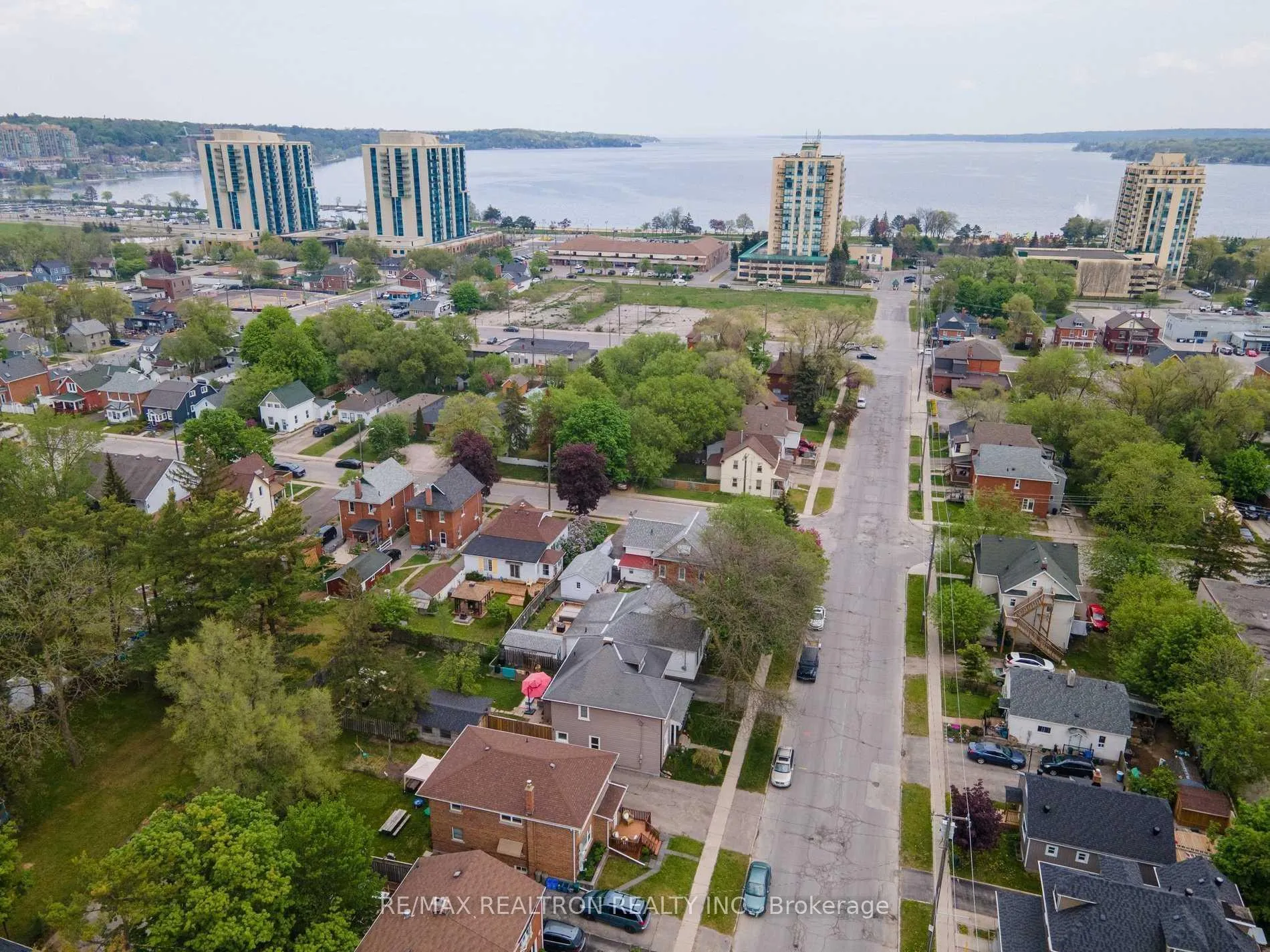 Photo 6 of Unit Lower, 68 John Street, Barrie, Sanford — HOMEH