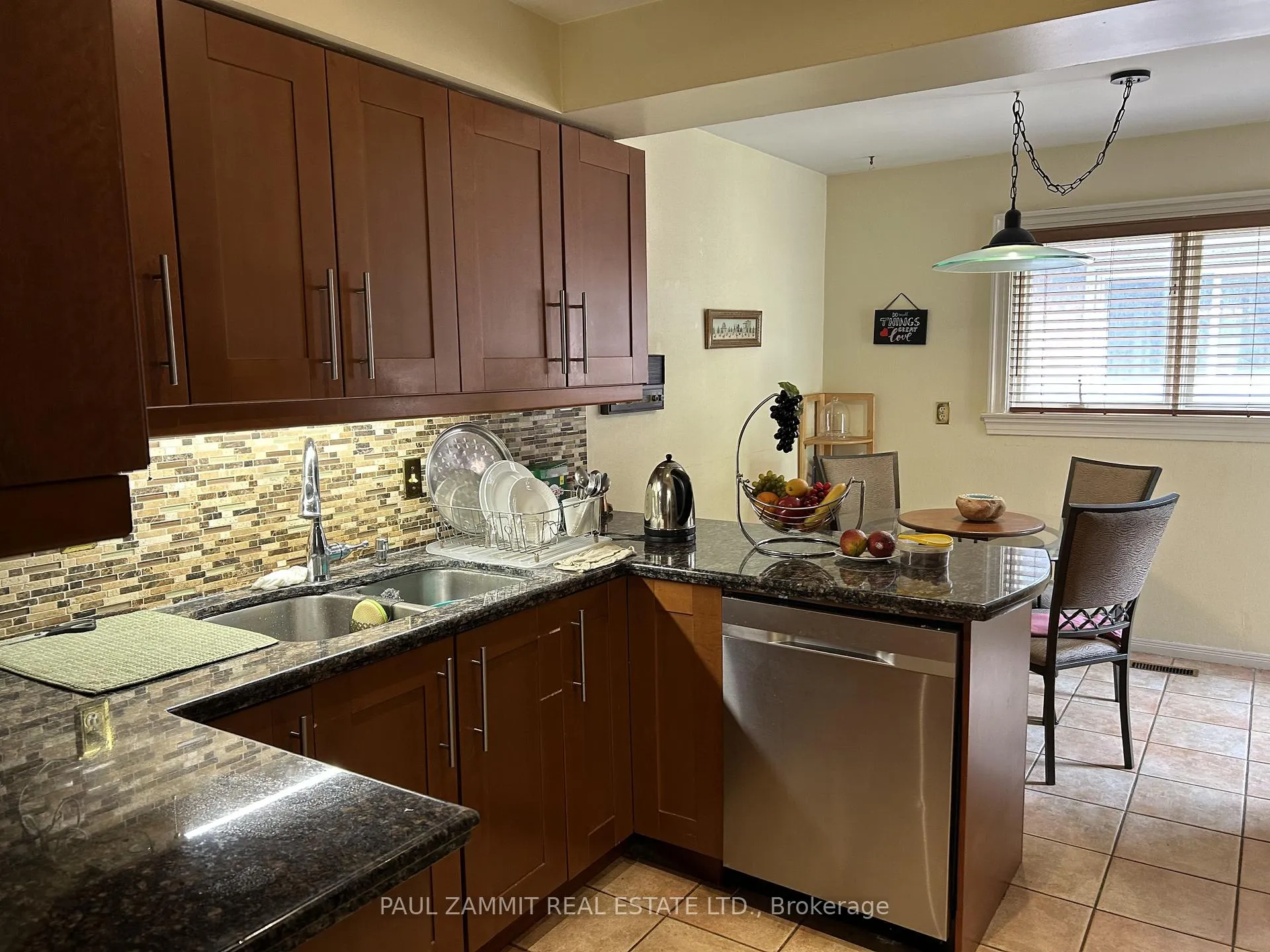 Photo 13 of 37 Aileen Road, Markham, Aileen-Willowbrook — HOMEH