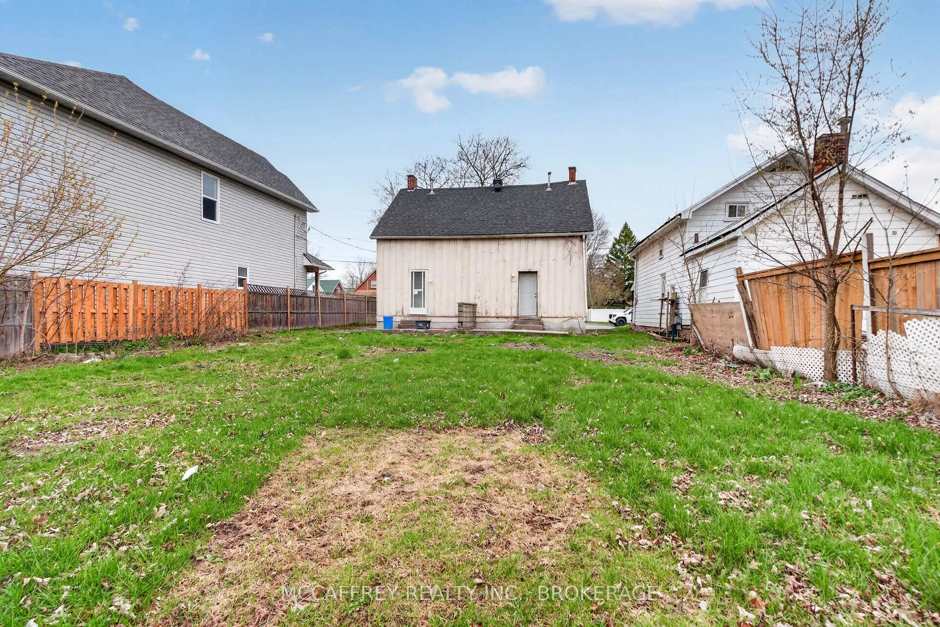 Photo 17 of 45 Isabella Street E, Greater Napanee — HOMEH