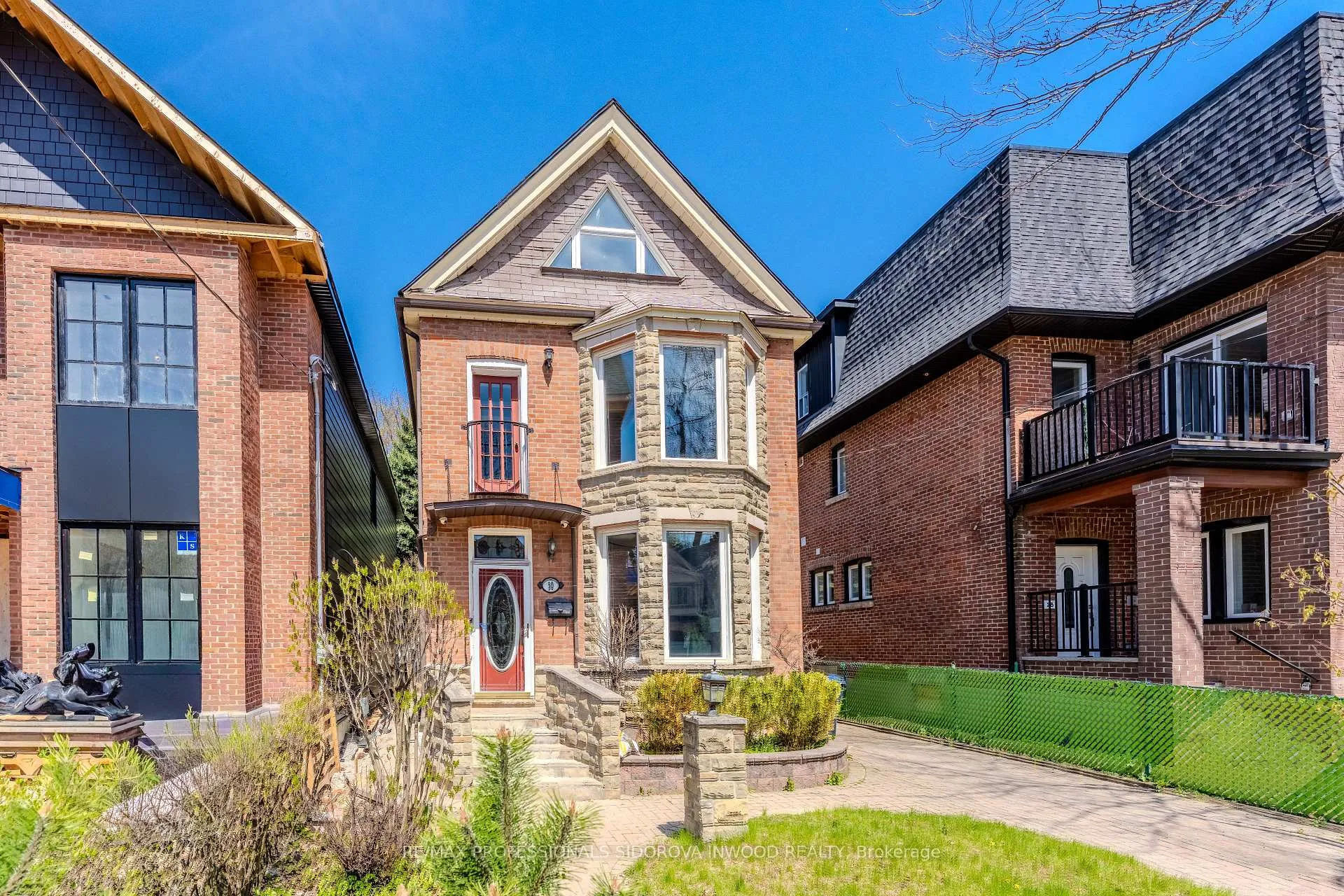 Photo 2 of 30 Boustead Avenue, Toronto, High Park-Swansea — HOMEH