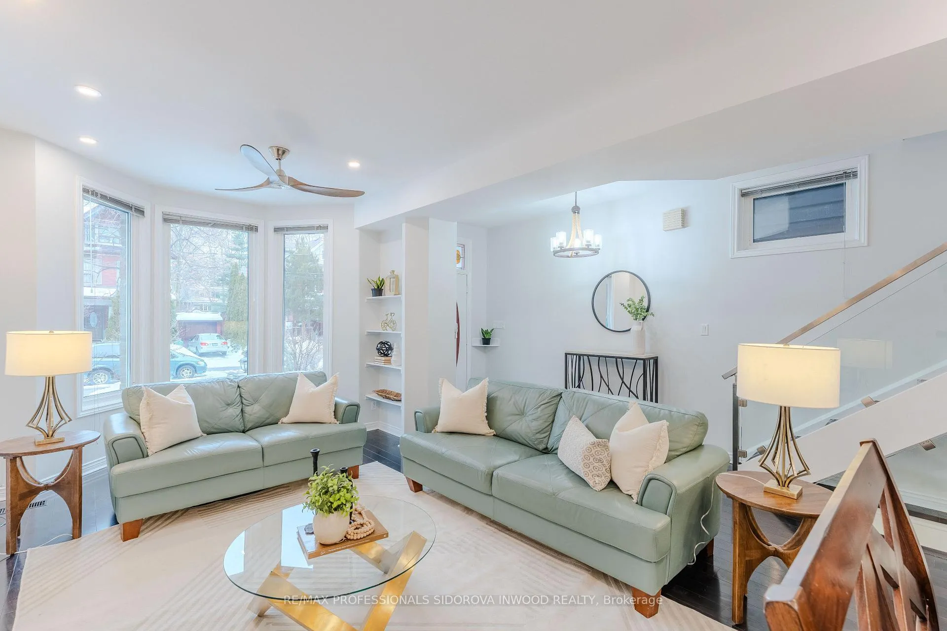 Photo 4 of 30 Boustead Avenue, Toronto, High Park-Swansea — HOMEH