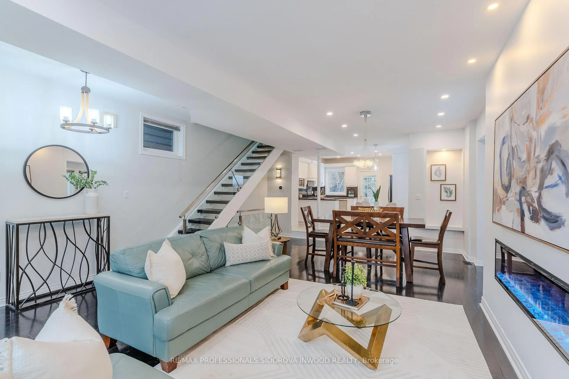 Photo 5 of 30 Boustead Avenue, Toronto, High Park-Swansea — HOMEH