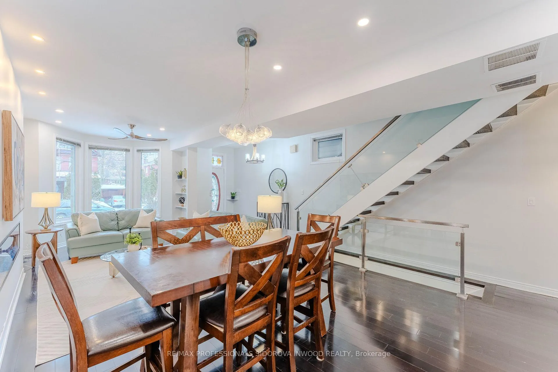 Photo 7 of 30 Boustead Avenue, Toronto, High Park-Swansea — HOMEH