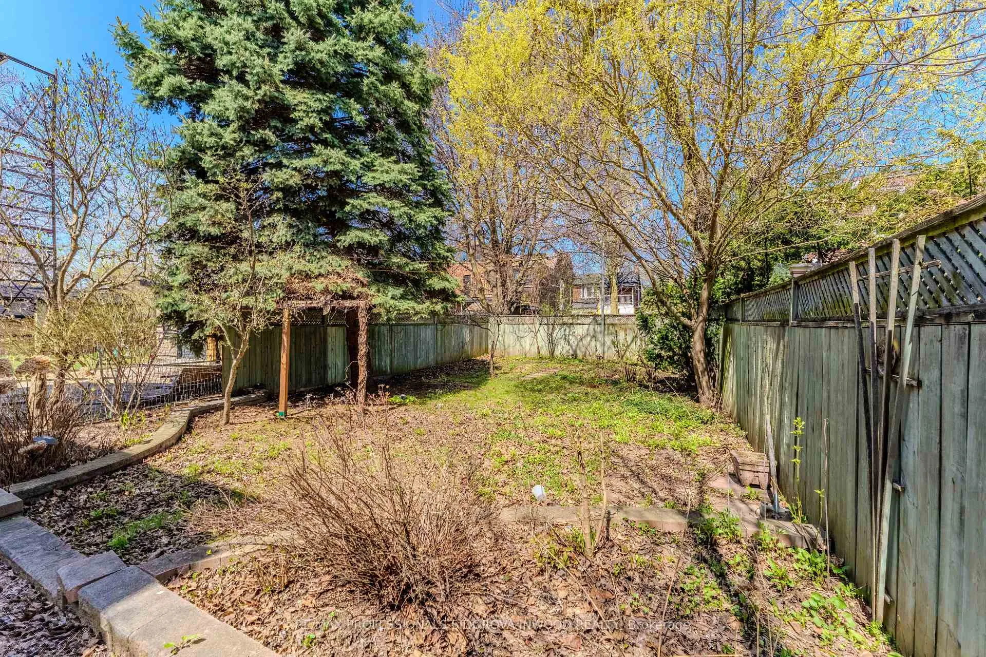 Photo 25 of 30 Boustead Avenue, Toronto, High Park-Swansea — HOMEH