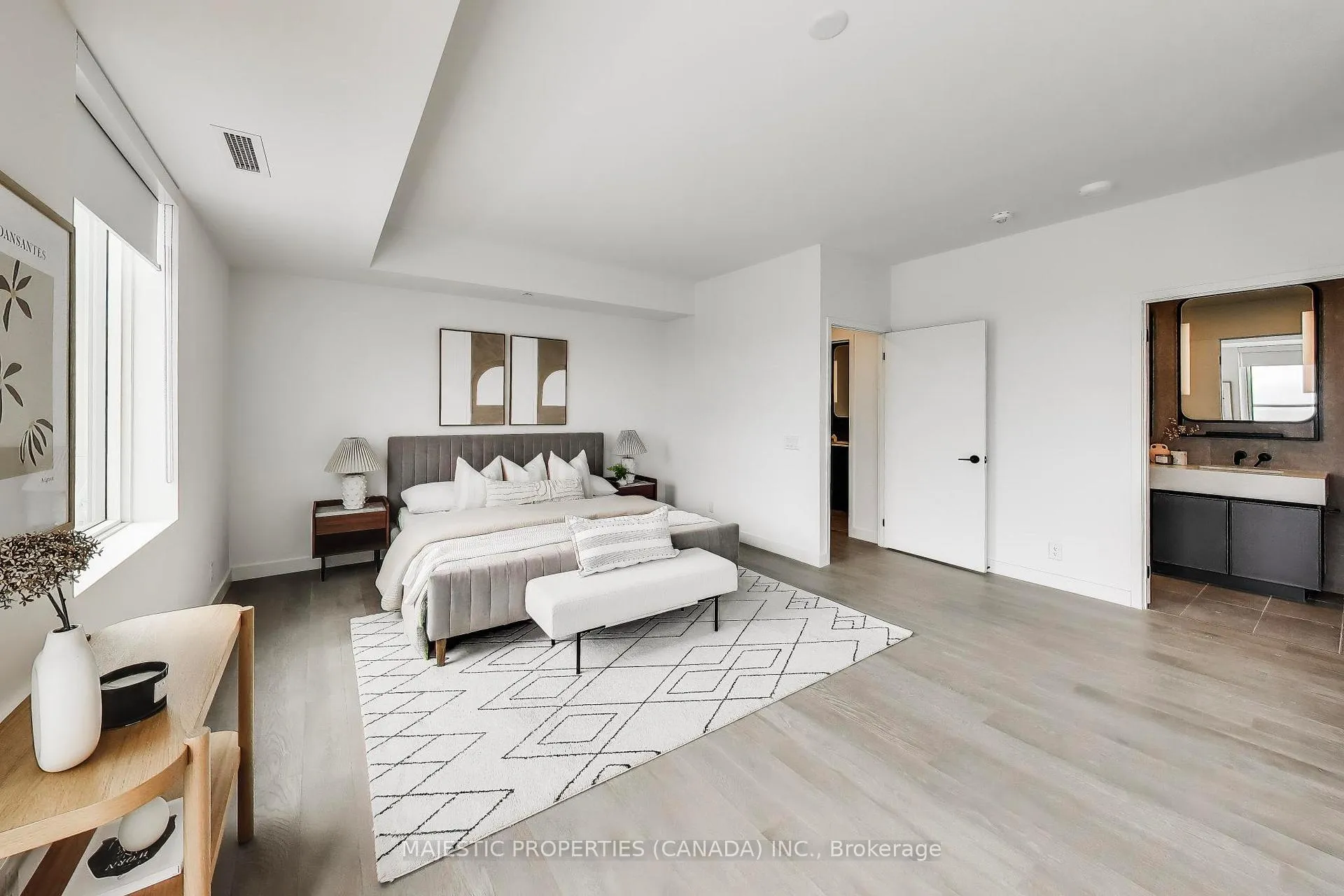 Photo 13 of Unit 1304, 1050 Eastern Avenue, Toronto, Greenwood-Coxwell — HOMEH