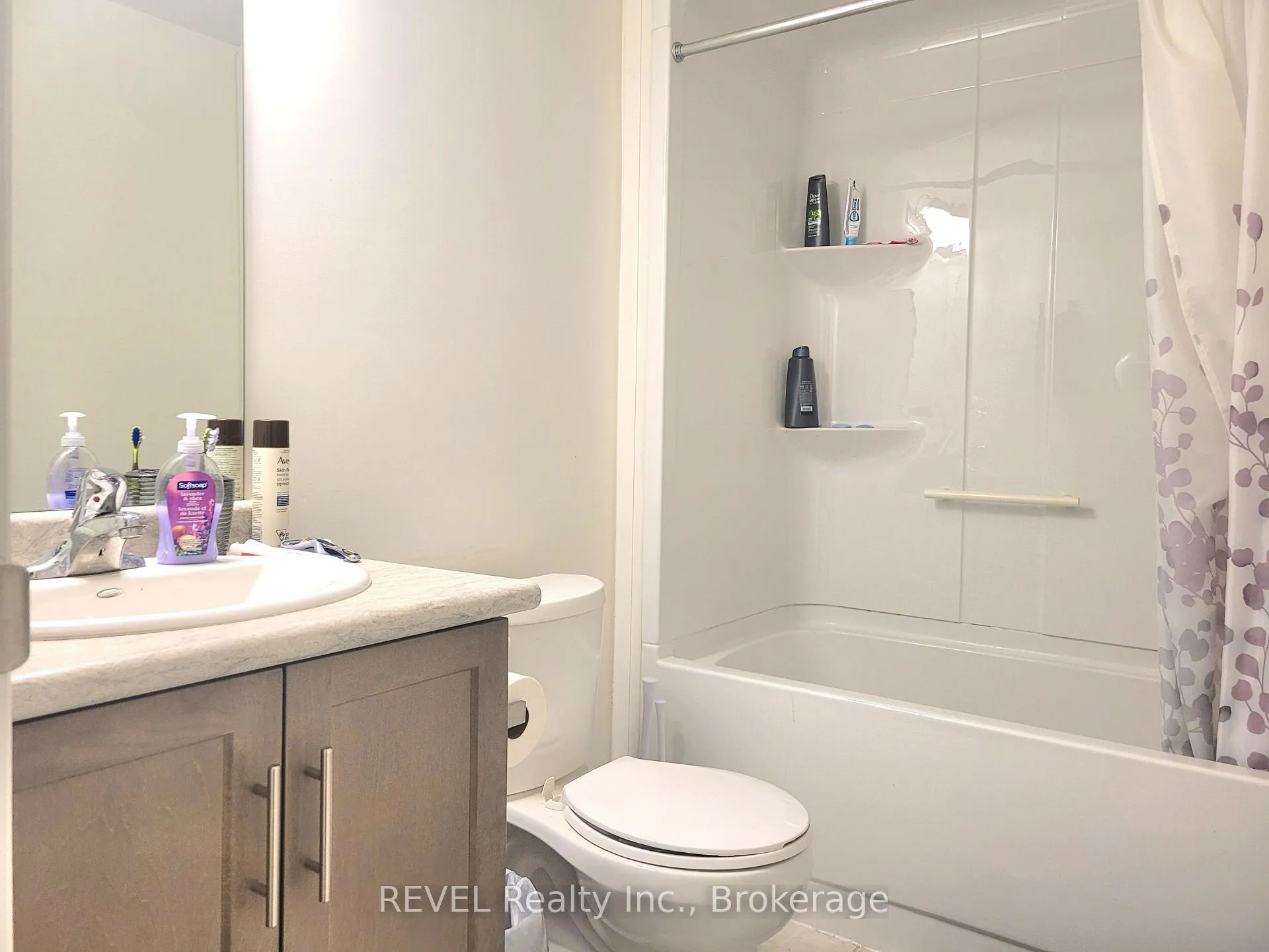Photo 25 of 171 Bur Oak Drive, Thorold, Confederation Heights — HOMEH