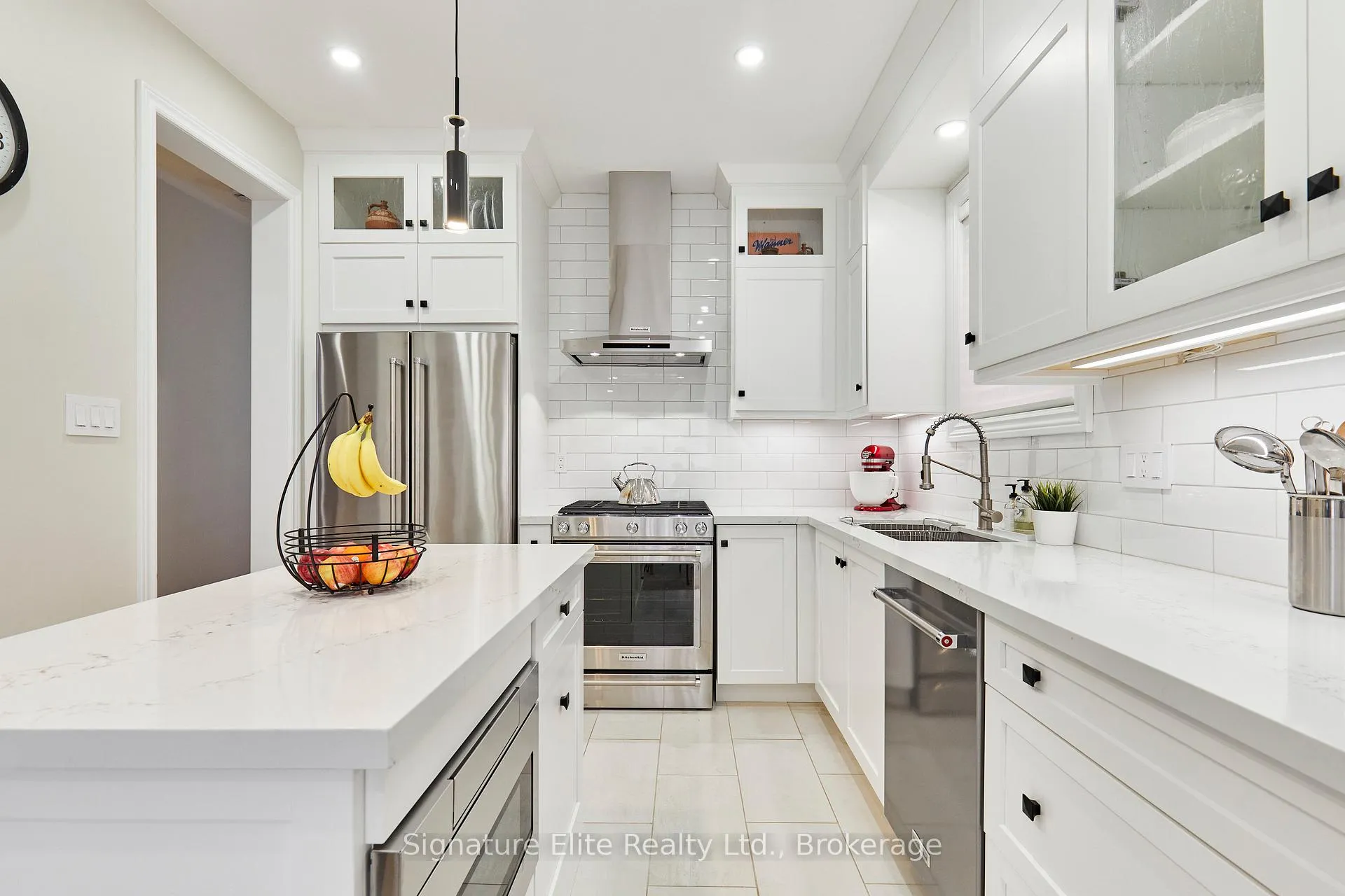 Photo 13 of 39 Perivale Gardens, Aurora, Bayview Wellington — HOMEH