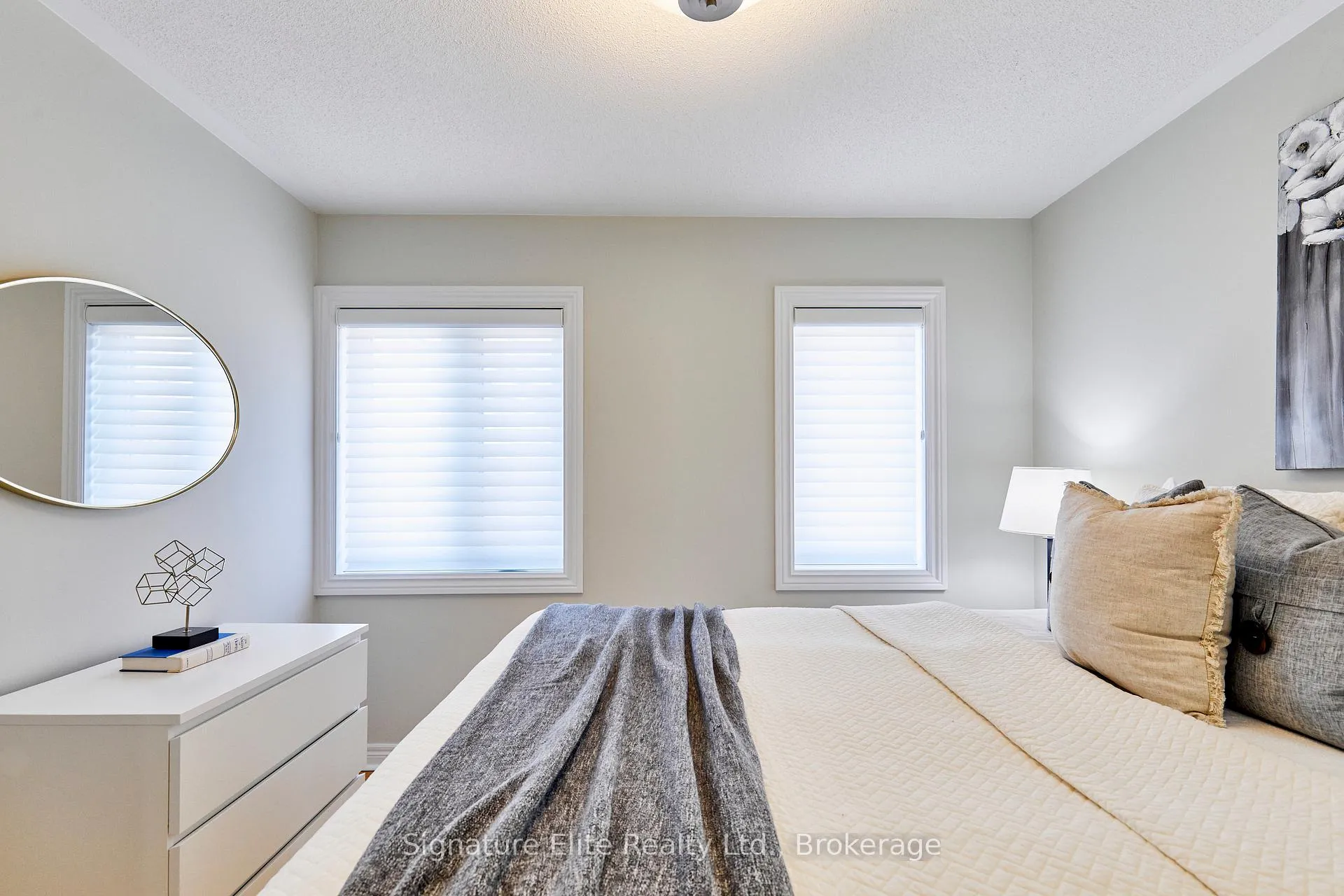 Photo 27 of 39 Perivale Gardens, Aurora, Bayview Wellington — HOMEH