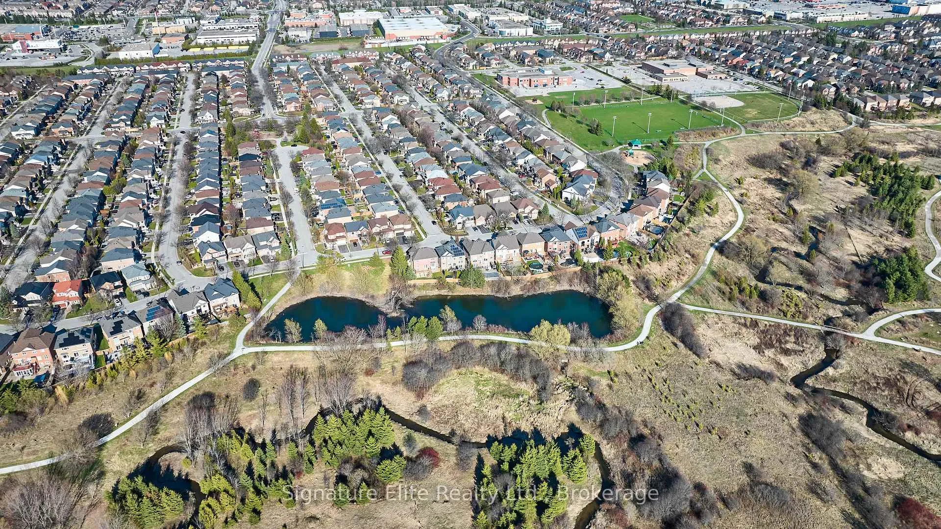 Photo 44 of 39 Perivale Gardens, Aurora, Bayview Wellington — HOMEH